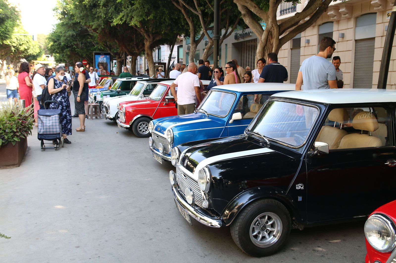 Fotogalería de la exhibición de Mini Cooper en la Feria de Almería 2022