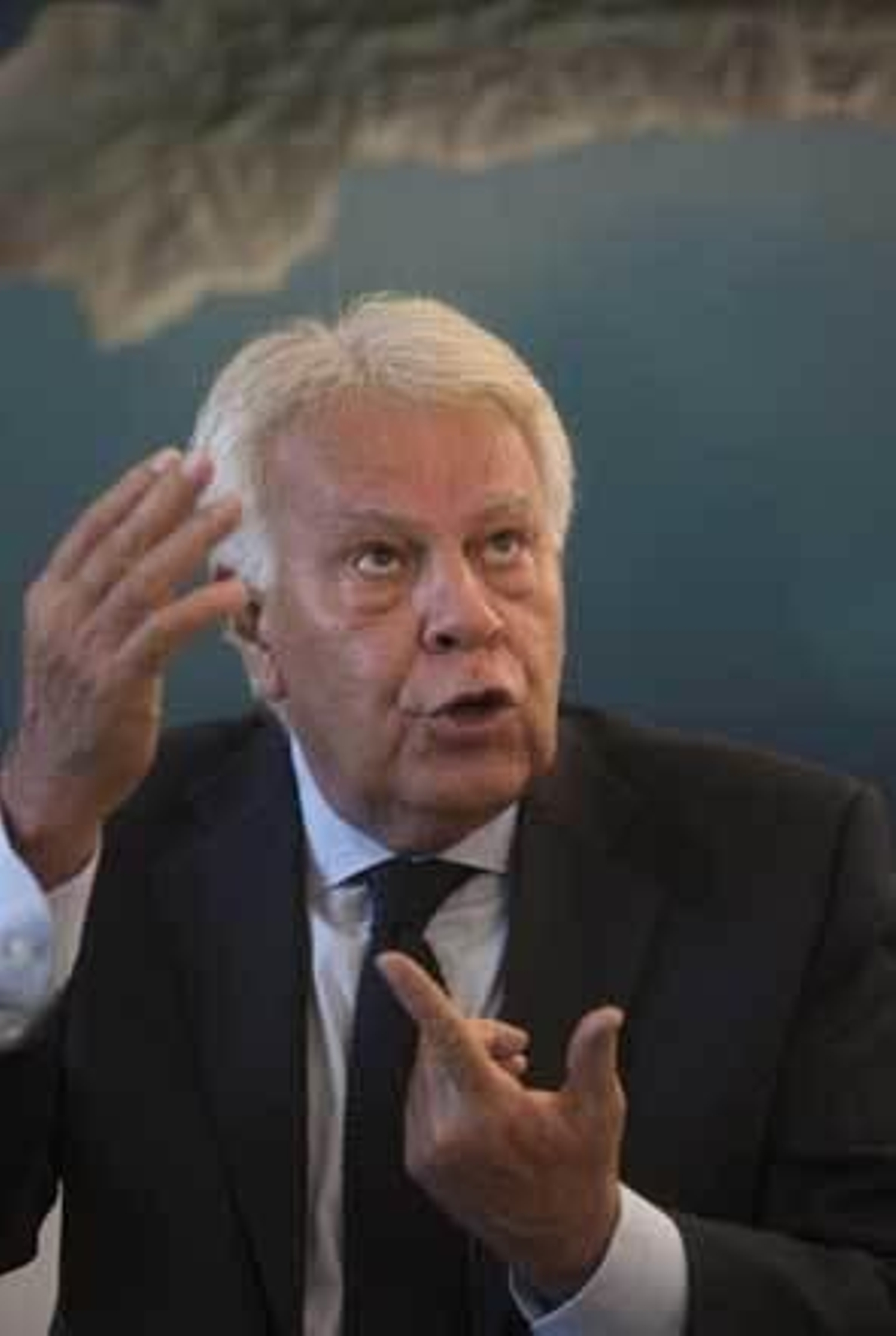 "Si fuese joven, no sería de Podemos, soy una persona templada"