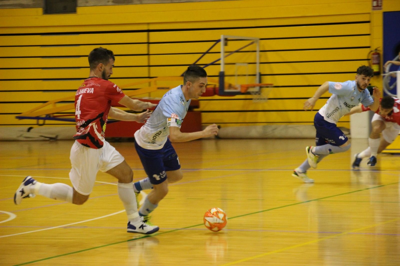 Una acción del Inagroup El Ejido-Sala 10 Zaragoza.