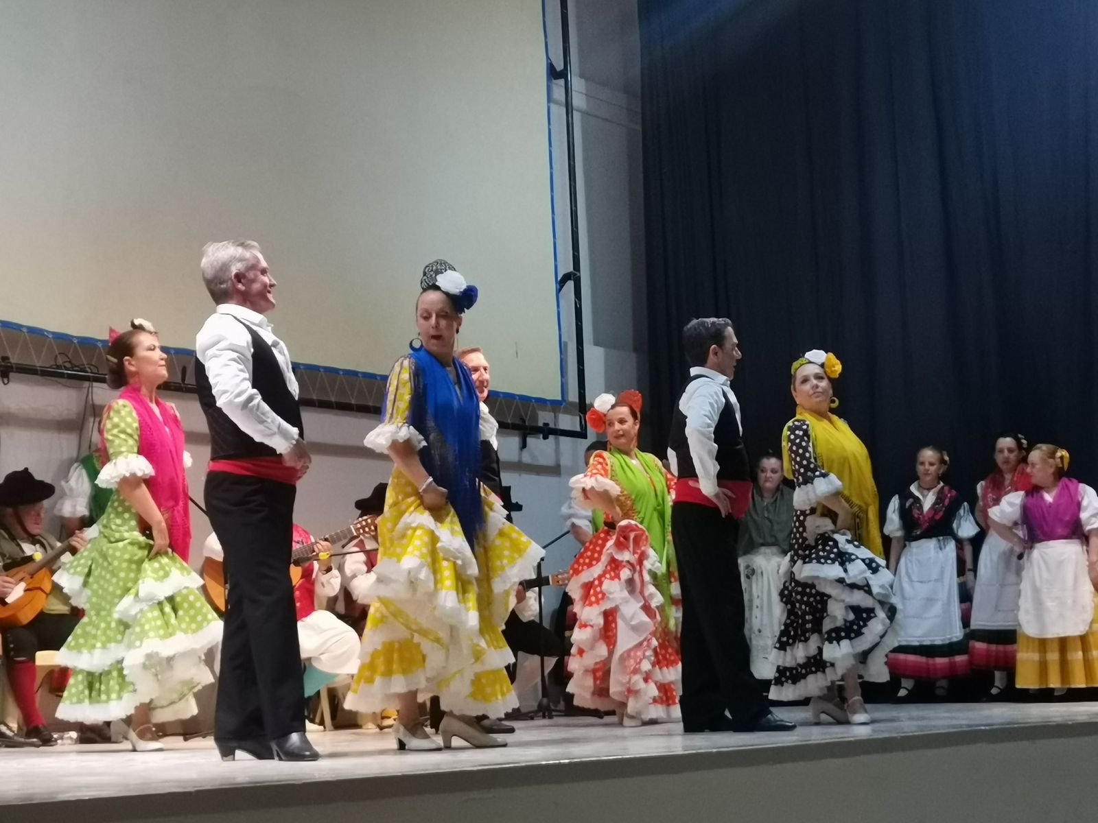 Fandanguillos, soleares y parrales animan a los reos de ‘El Acebuche’