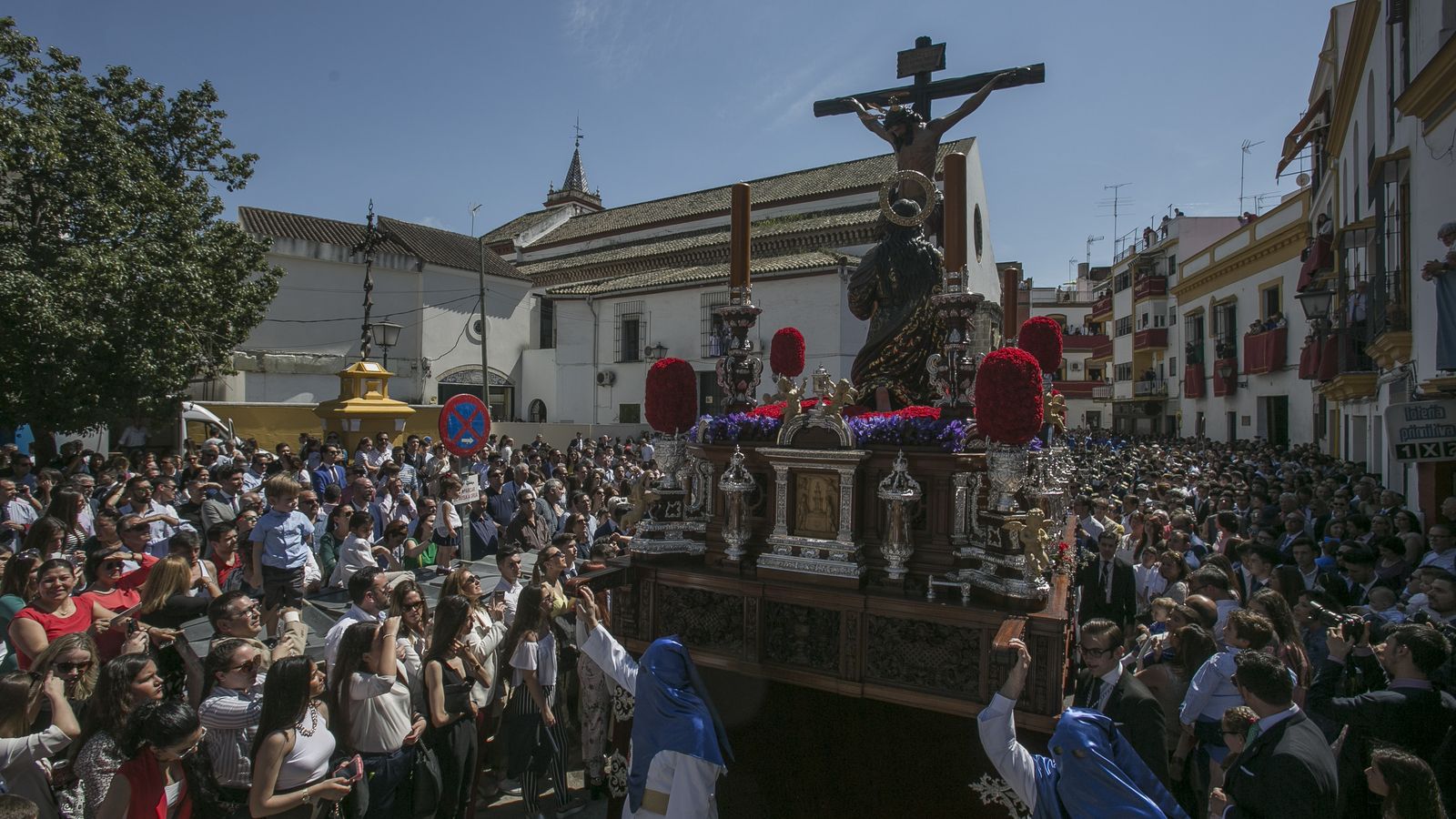 La Hiniesta adelantará su salida el Domingo de Ramos.