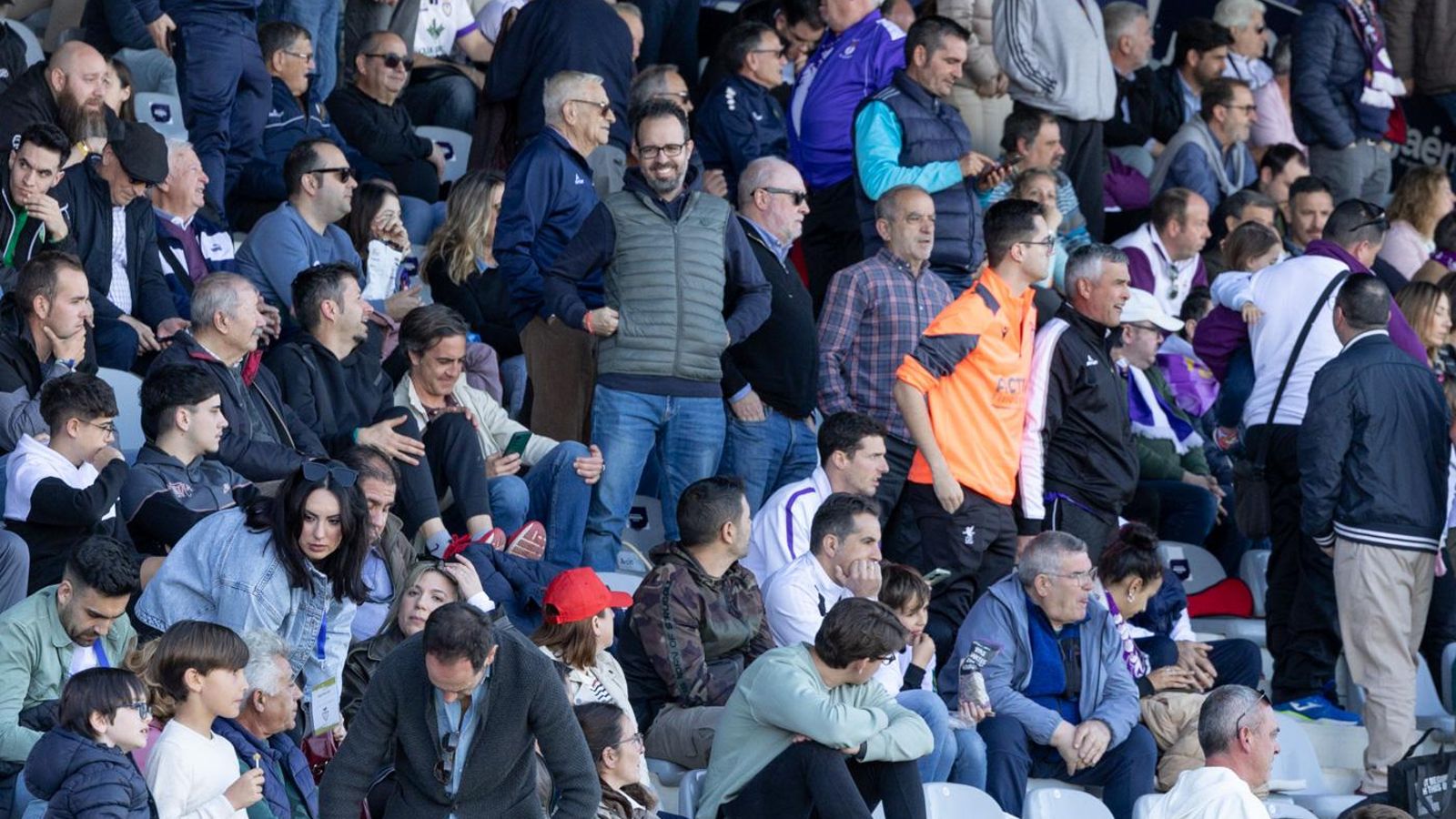 Las mejores imágenes de la victoria del Real Jaén ante la UDC Torredonjimeno en el Partido de la Provincia