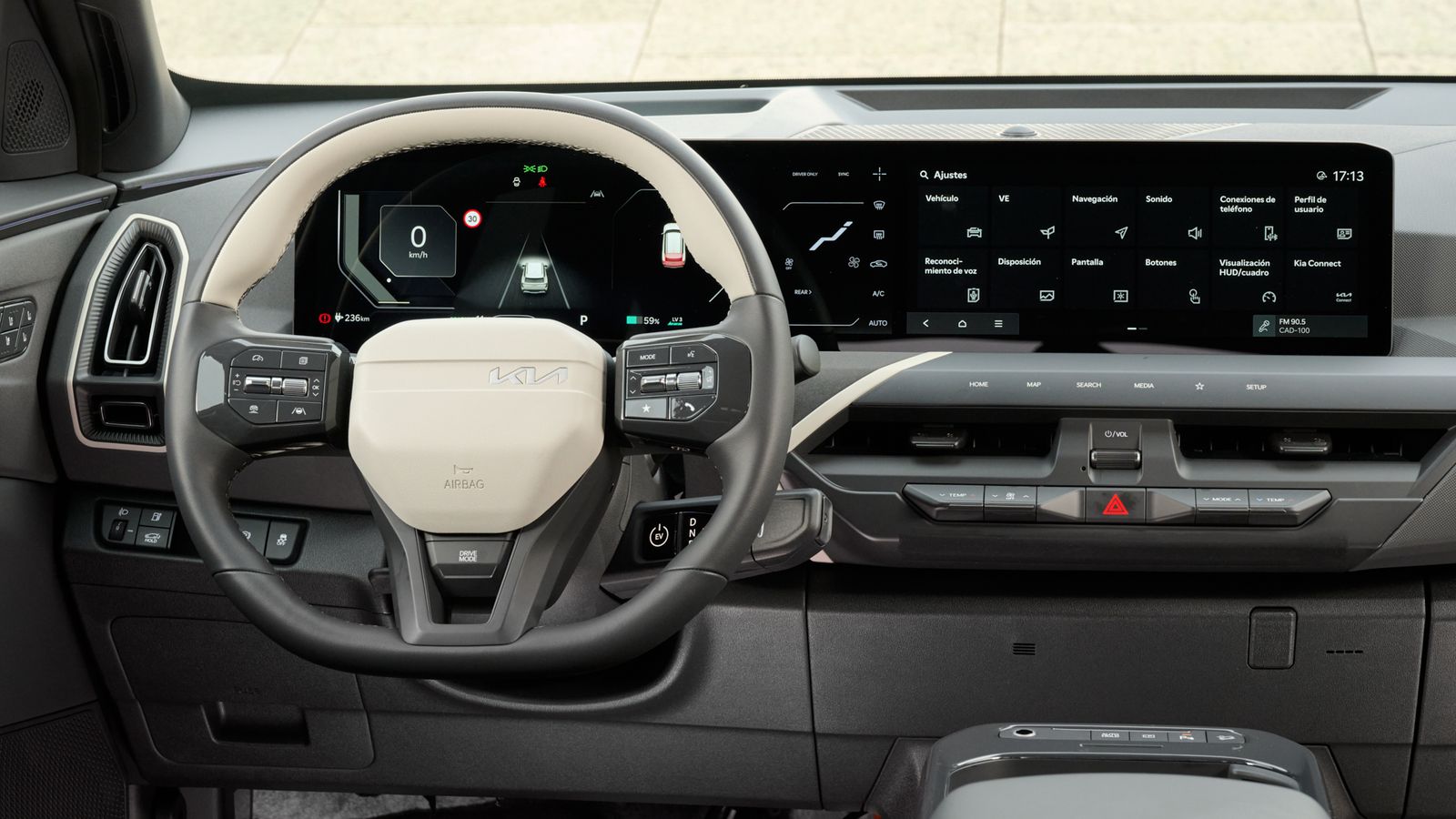 Las levas de la frenada regenerativa son elementos habituales en Kia y son parte de los mejores sistemas del mercado para el control de la retención cuando no se está acelerando.