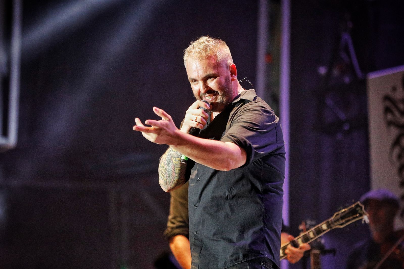 Búscate en el concierto de Saurom en Bahía Sound de San Fernando