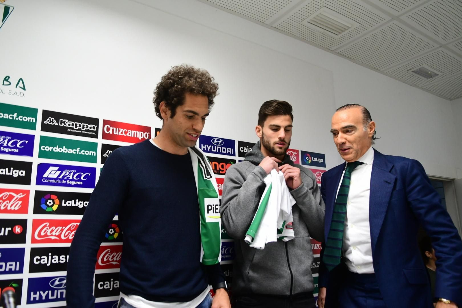 Quim Araujo y Jauregi, junto a Oliver.