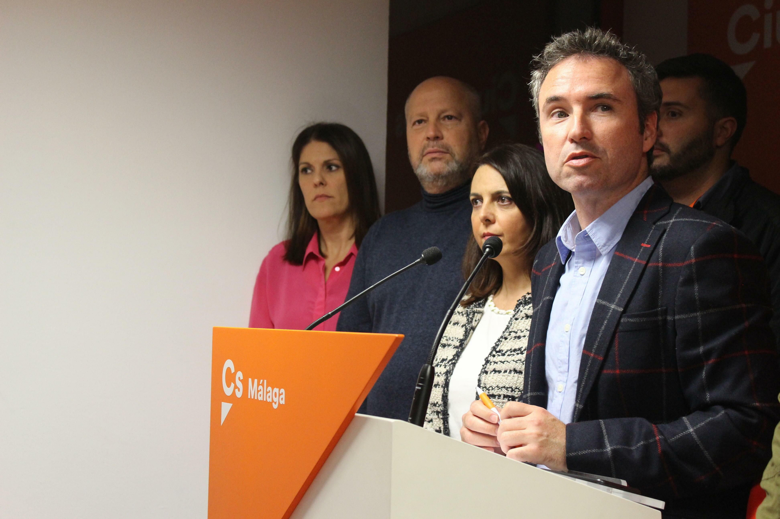 Guillermo Díaz durante su comparecencia en la sede de Cs en Málaga.