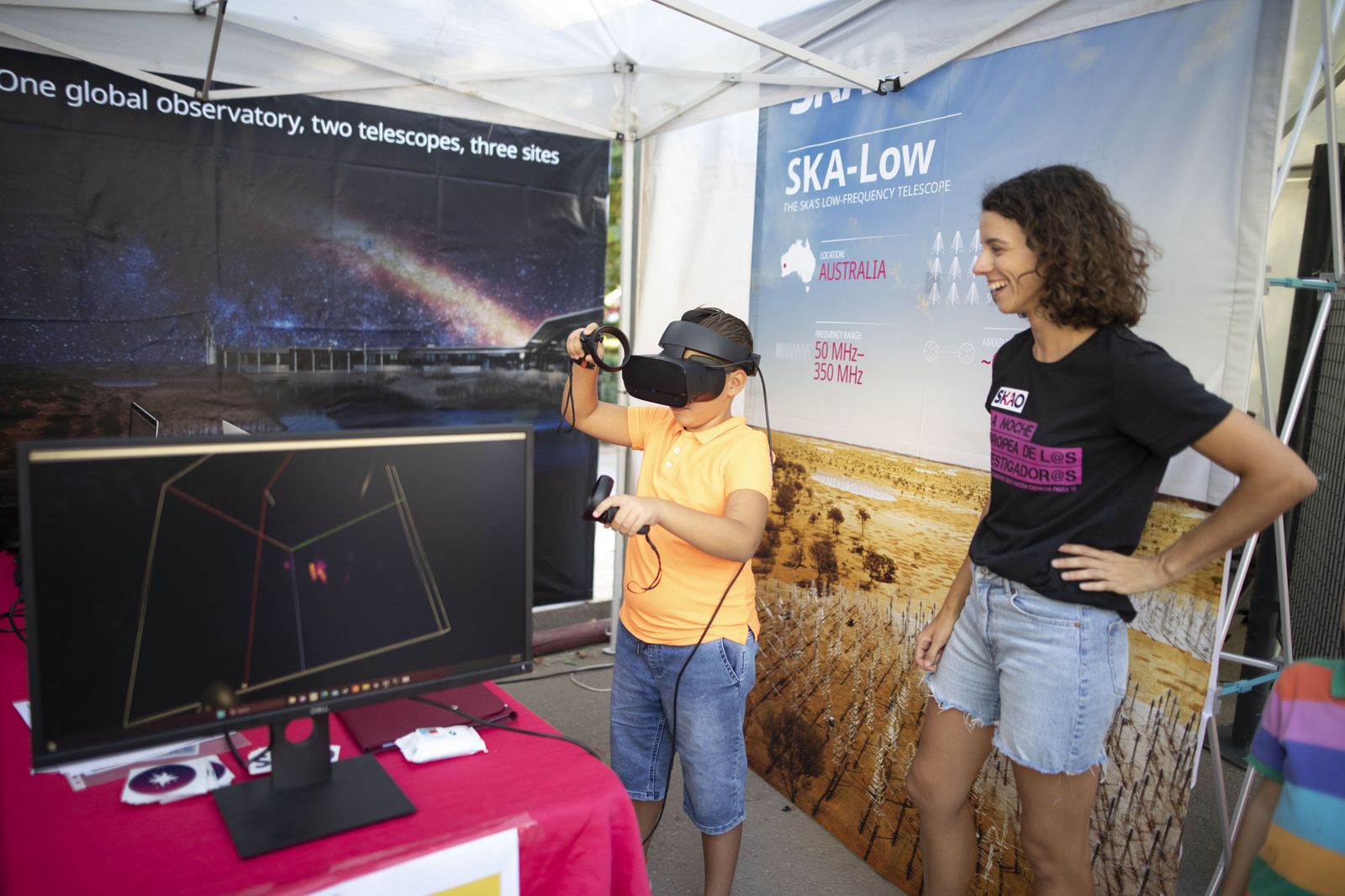 Así ha sido la Noche de los investigadores en Granada
