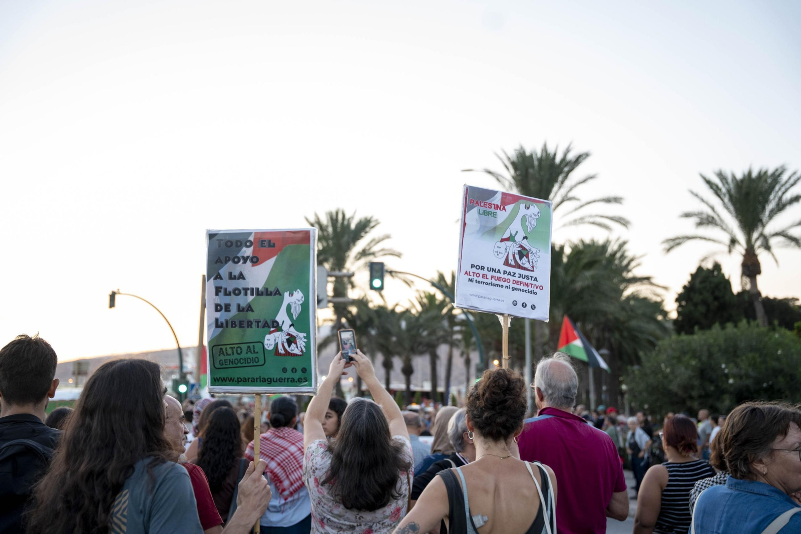 Manifestación convocada por la Plataforma Almería por Palestina