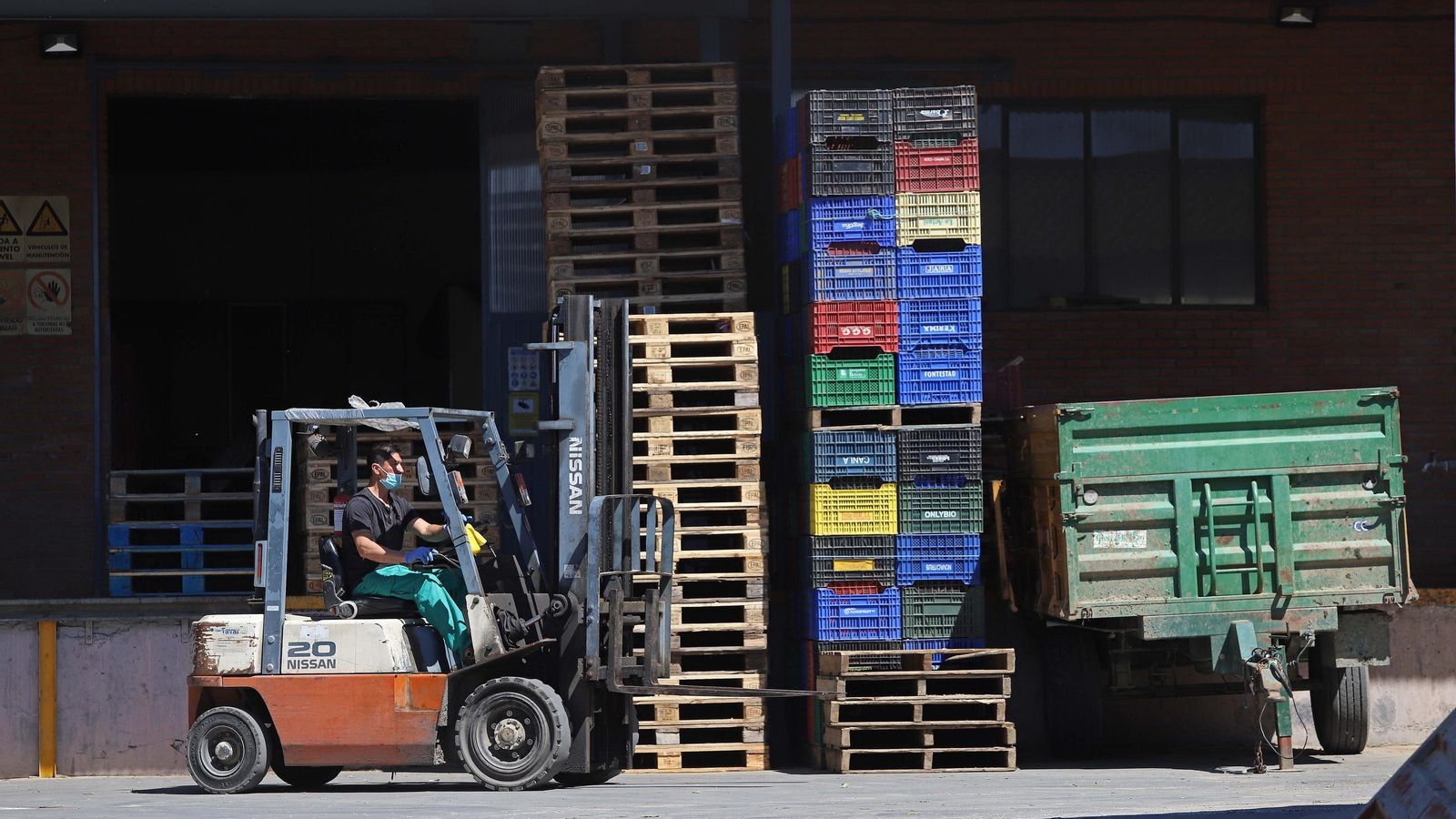 La cooperativa agrícola de Tesorillo.