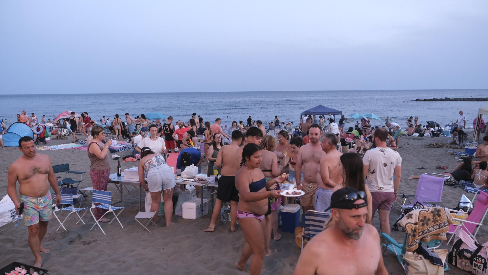 La Noche de San Juan en Almería, en imágenes