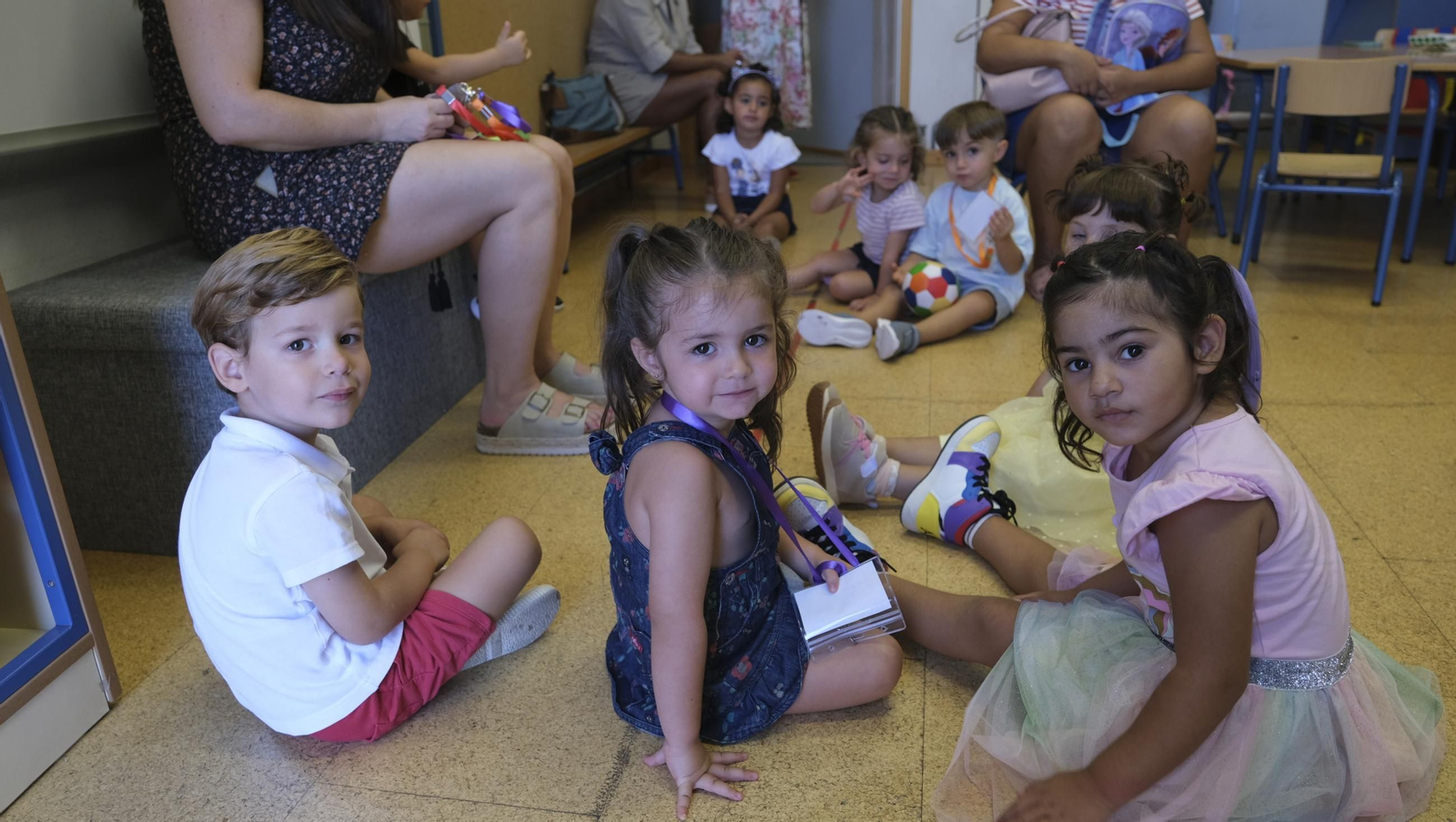 El curso escolar empieza en el Colegio Ginés Morata de Almería, en imágenes