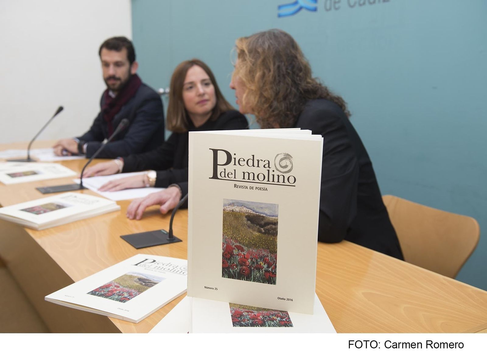 Un momento de la presentación de la revista.