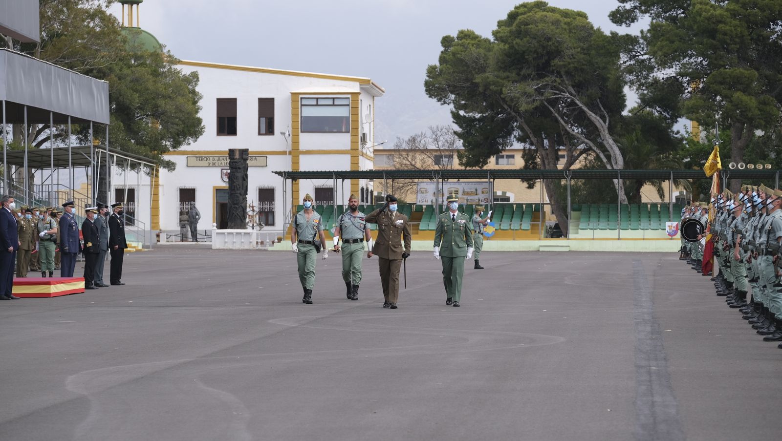 Fotogalería toma de posesión del General Melchor Marín Elvira. La Legión. Almería