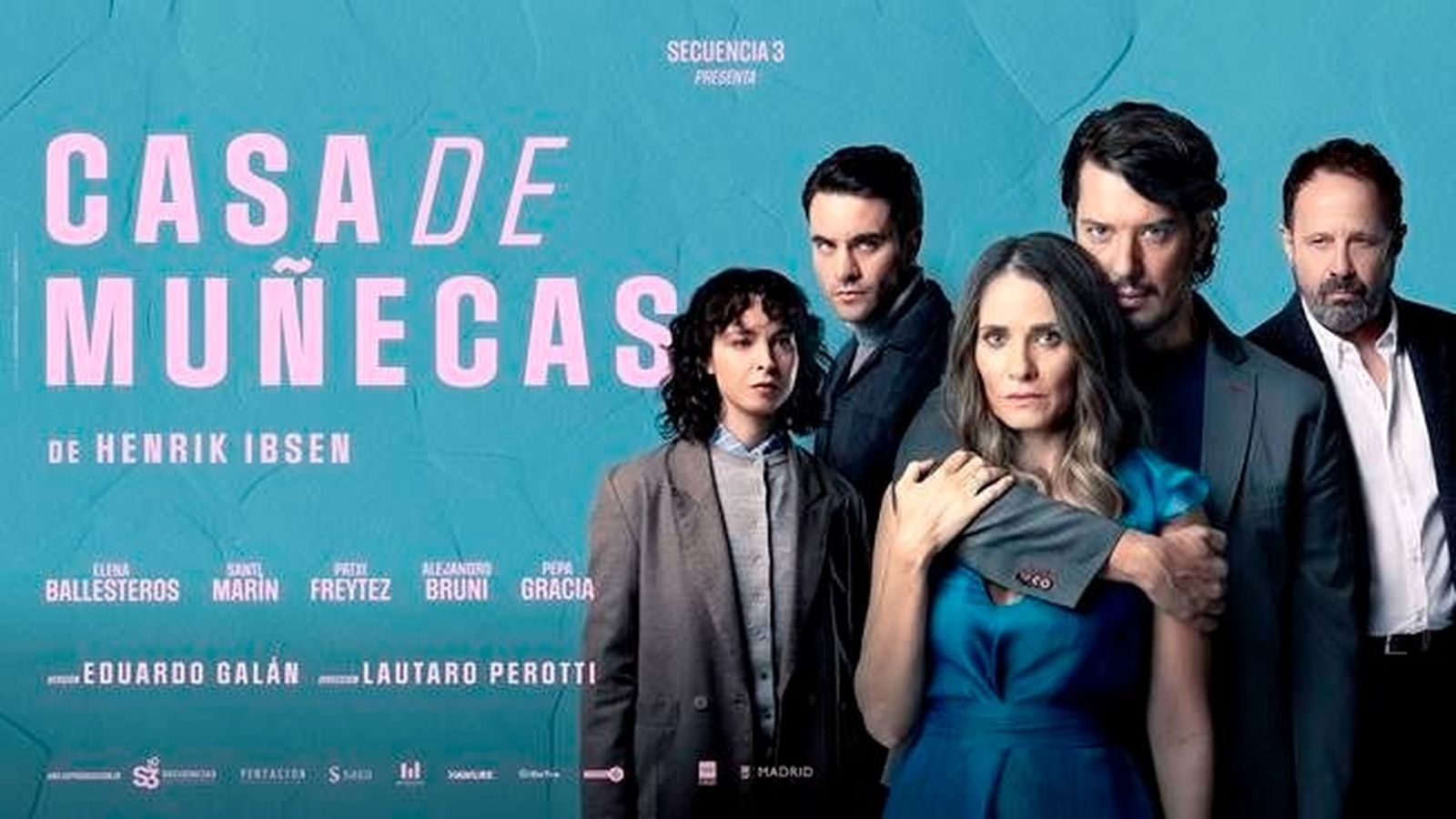 Reparto de la obra de teatro Casa de muñecas con Elena Ballesteros, Patxi Freytez, Pepa Gracia, Santi Marín y Alejandro Bruni.