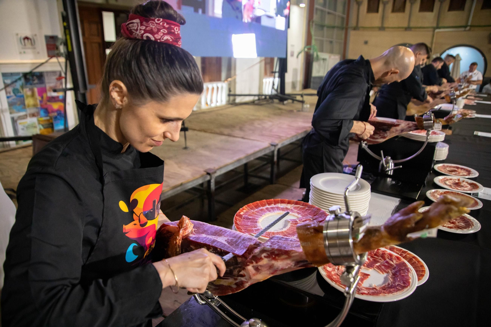 Concurso de cortadores de jamón en Serón, en imágenes