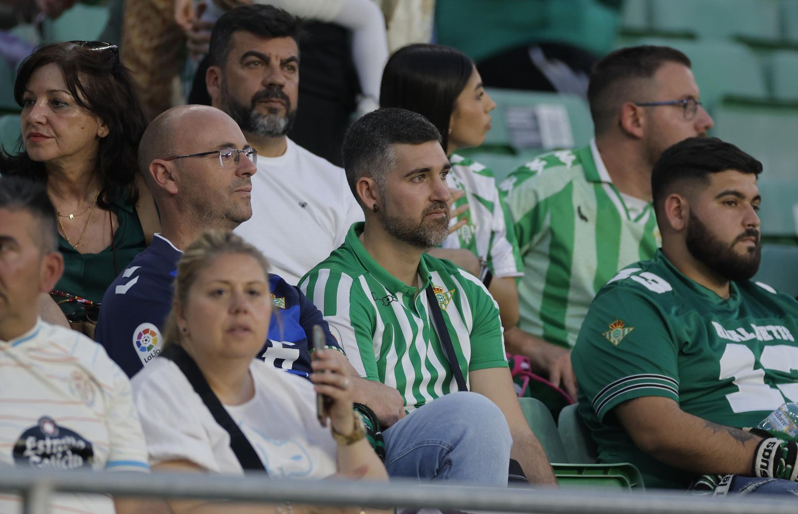 Búscate en las fotos del Betis - Valladolid