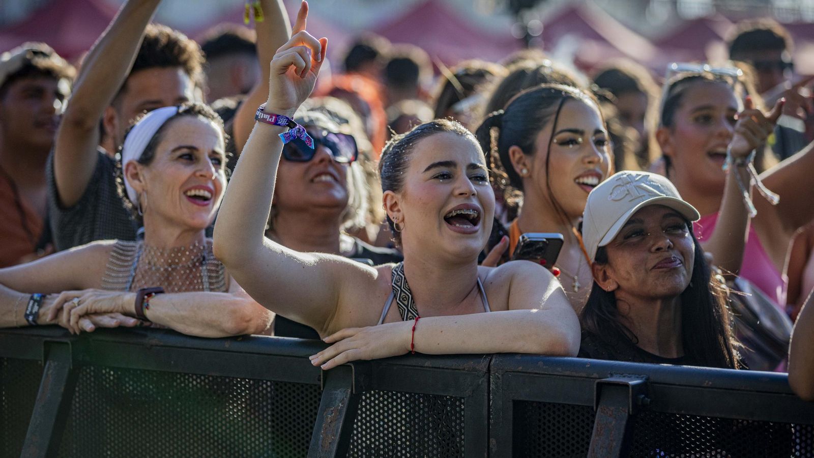 Búscate en las imágenes del jueves de Puro Latino 2024 en El Puerto