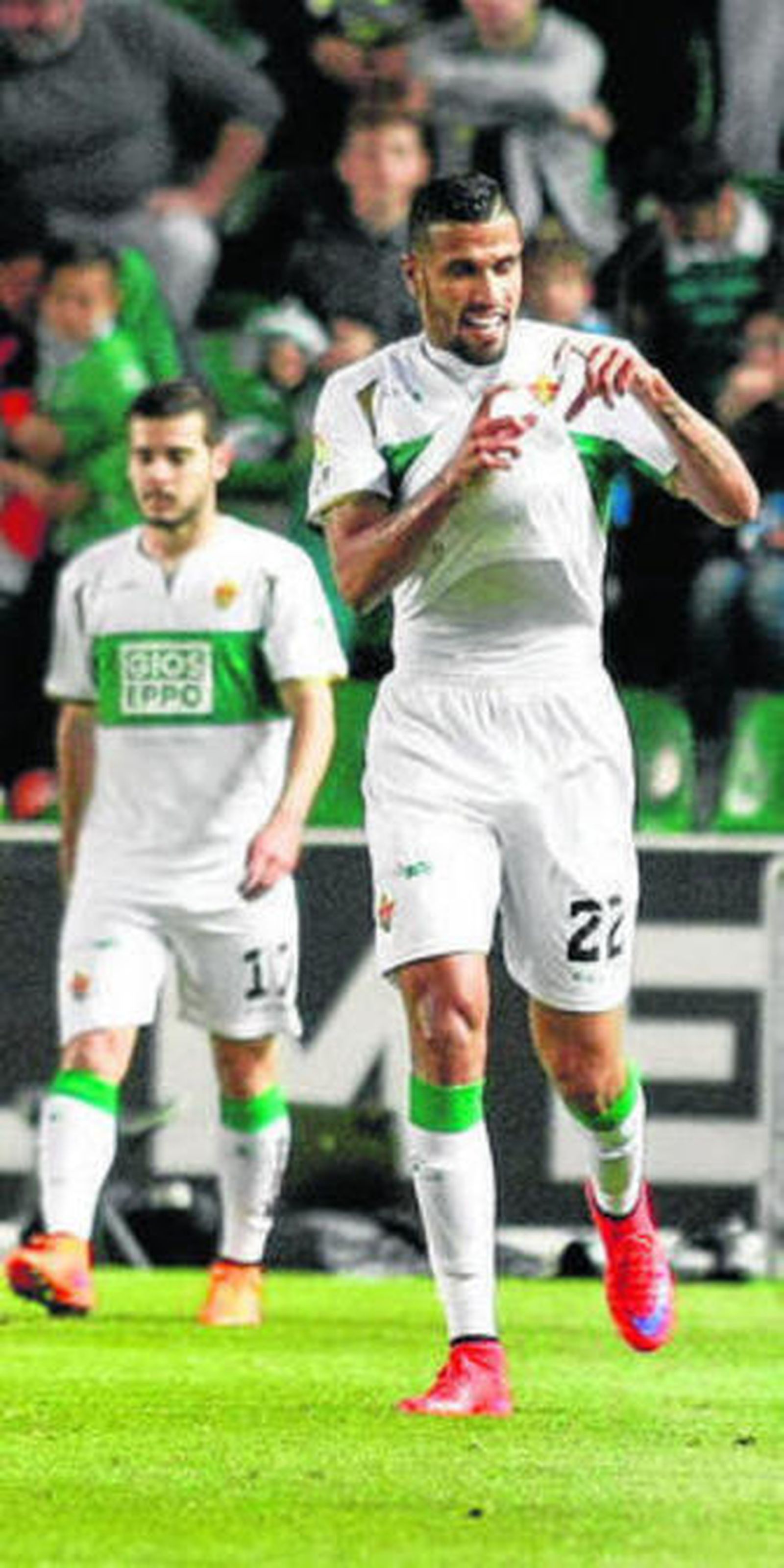 Jonathas celebra el gol local.