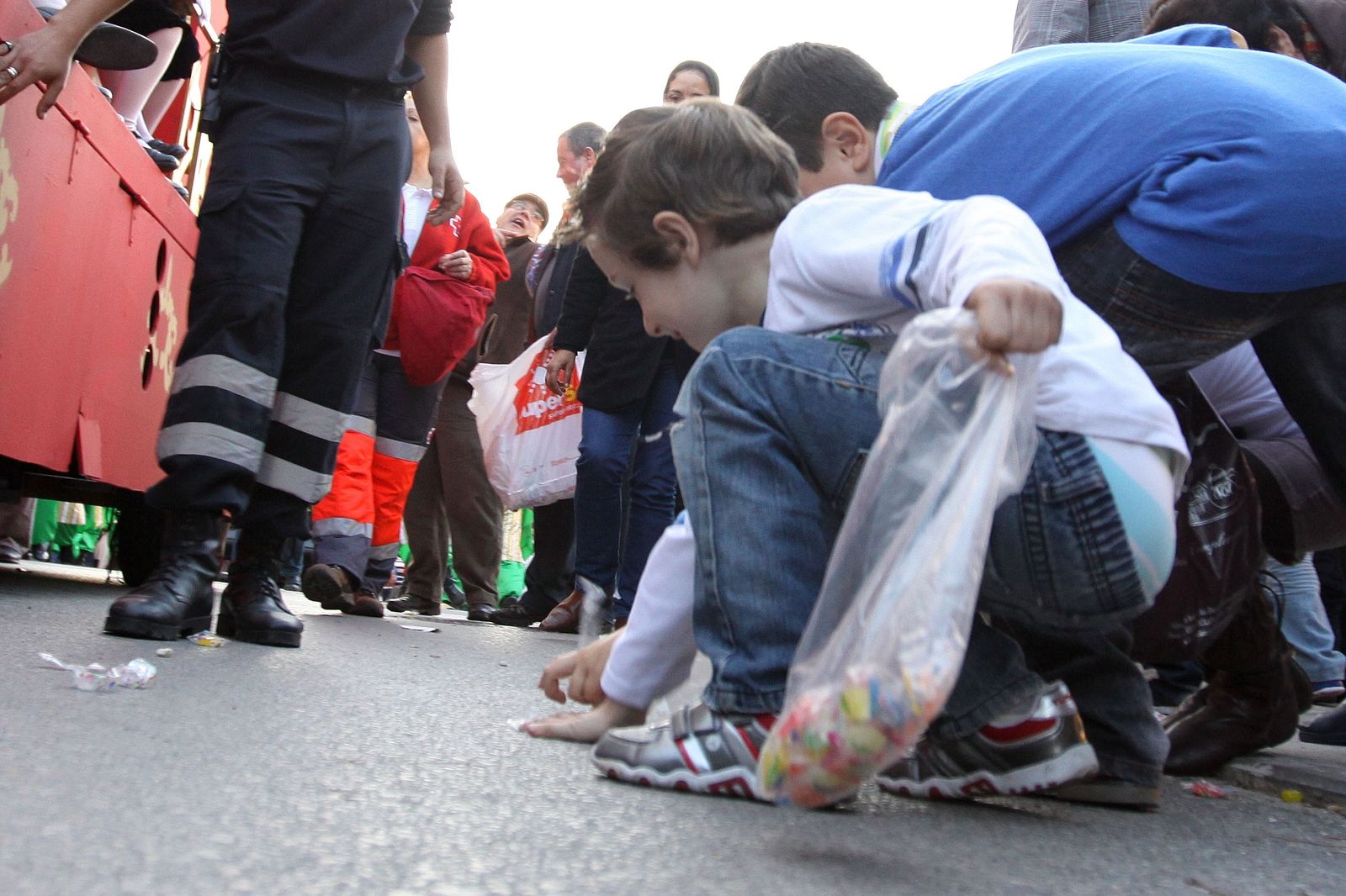 Los Reyes Magos no lanzarán este año caramelos para evitar aglomeraciones.