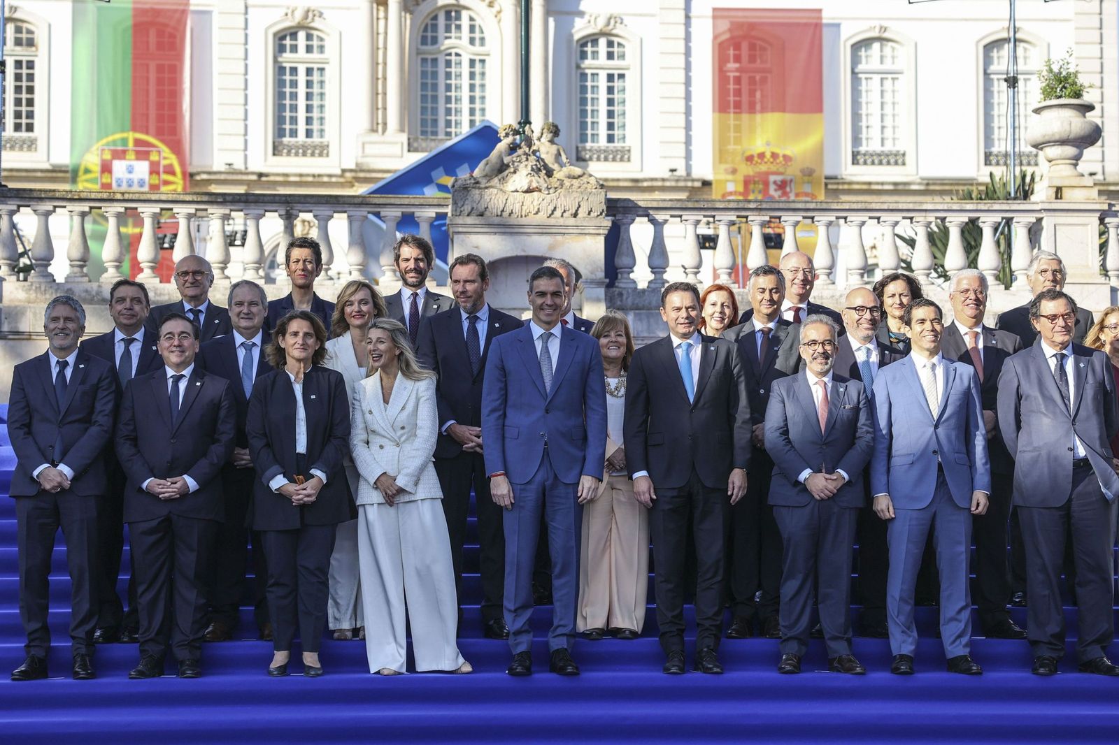 Foto de familia de los gobiernos de España y Portugal en la Cumbre celebrada en Faro en 2024.
