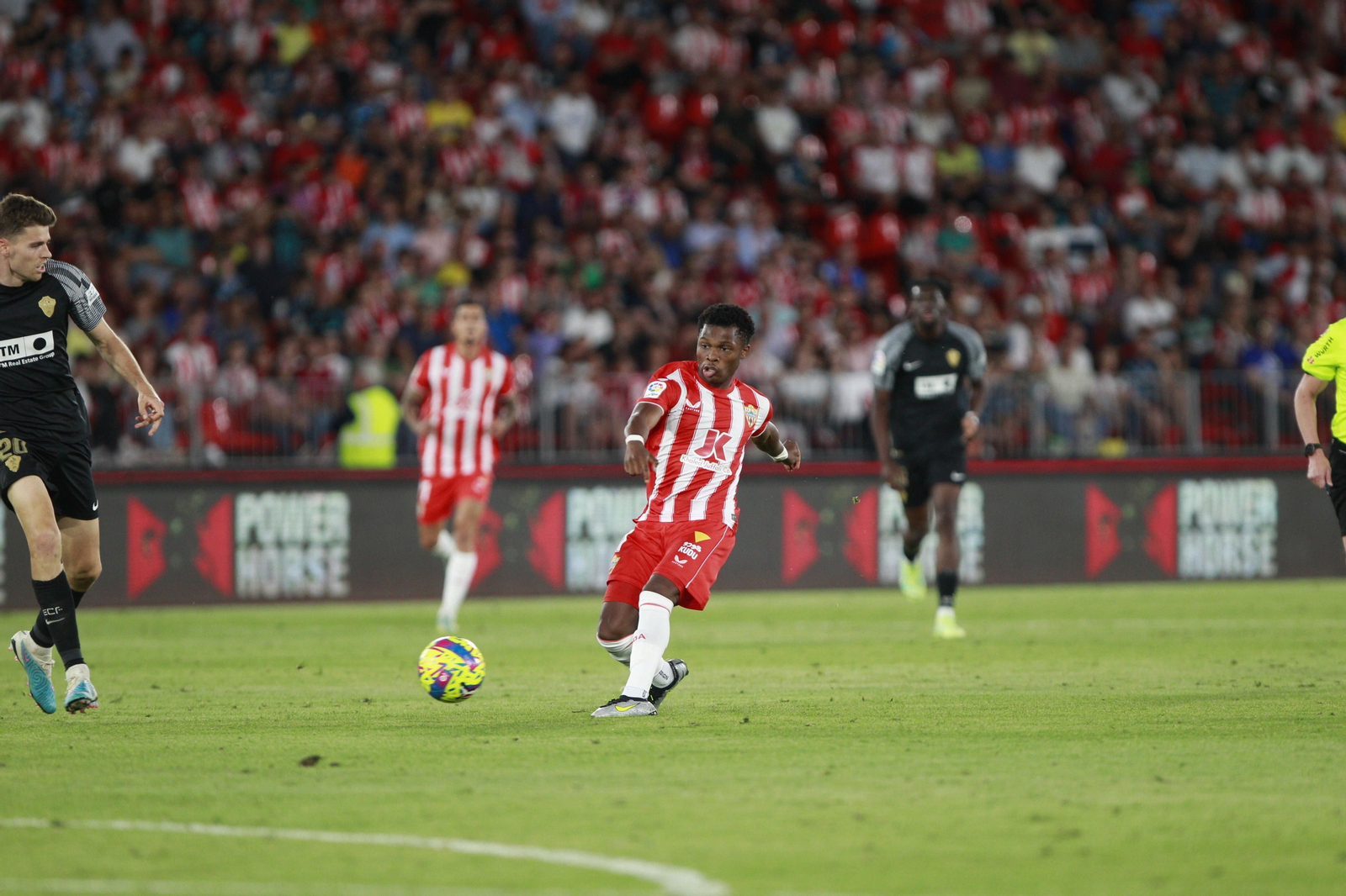 Imágenes del partido U.D. Almería-Elche C.F.