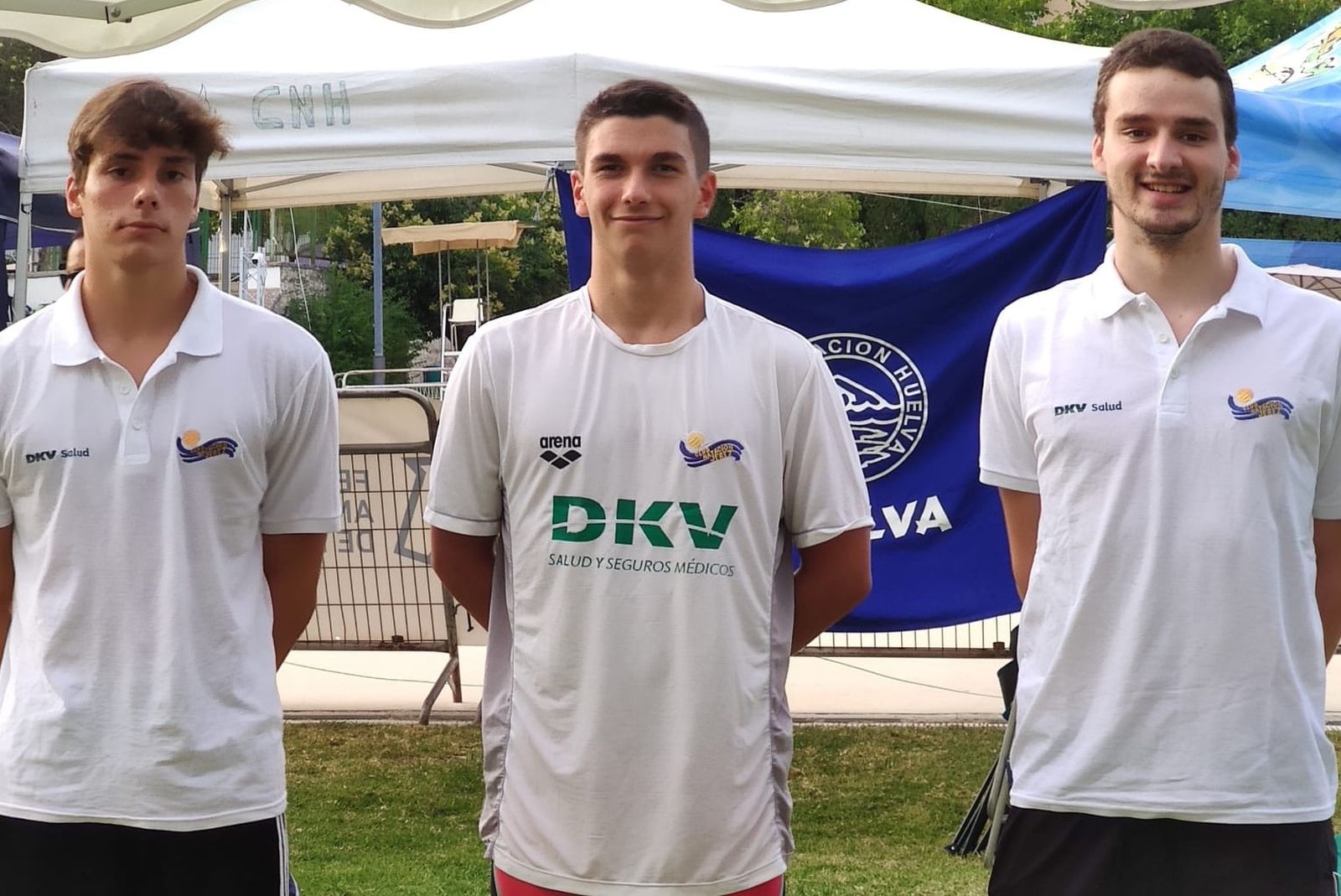 Los nadadores del CN Jerez que participaron en el Campeonato de Andalucía.