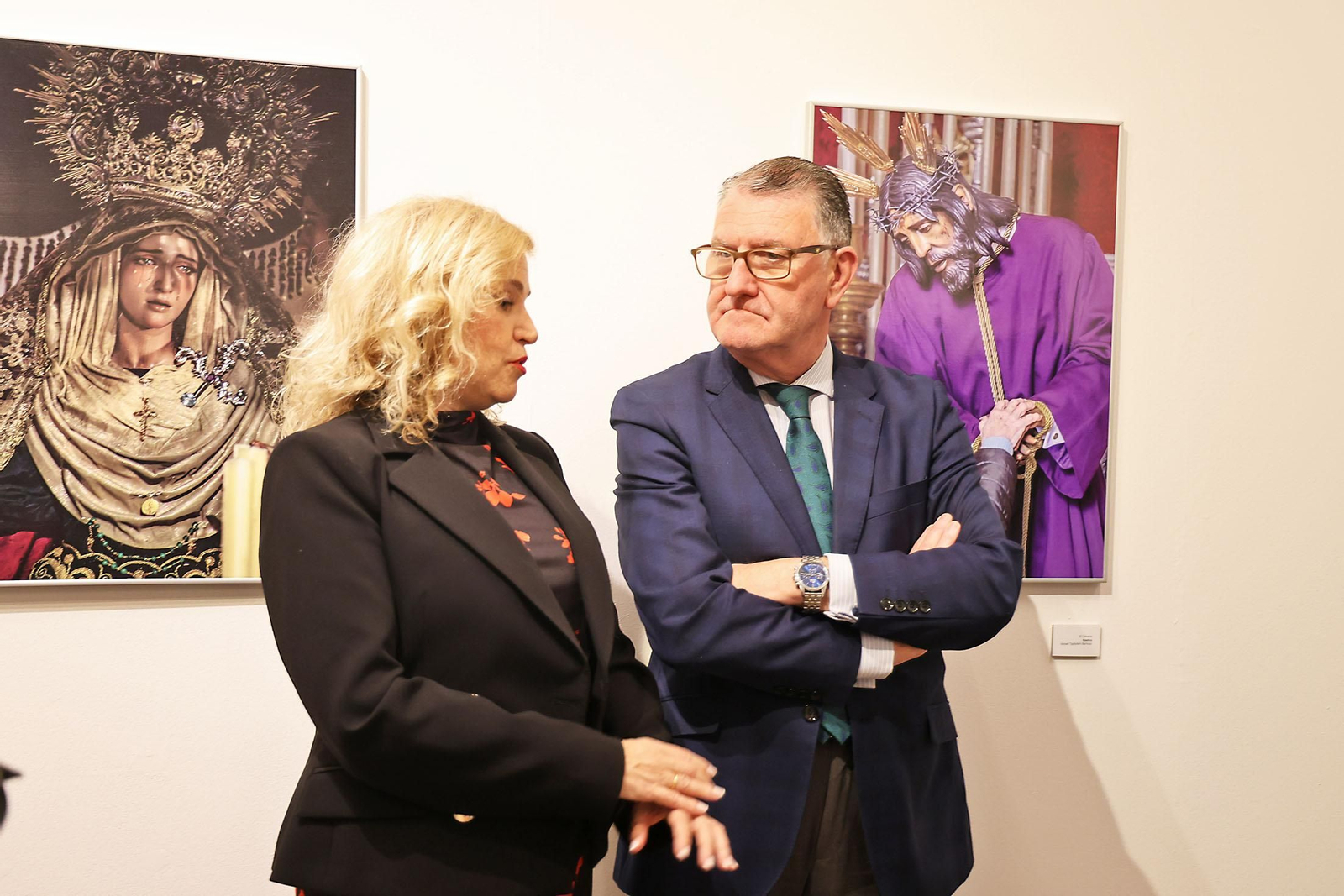 Inauguración de la Exposición de fotografías Huelva, provincia cofrade de Huelva Información en la Diputación de Huelva