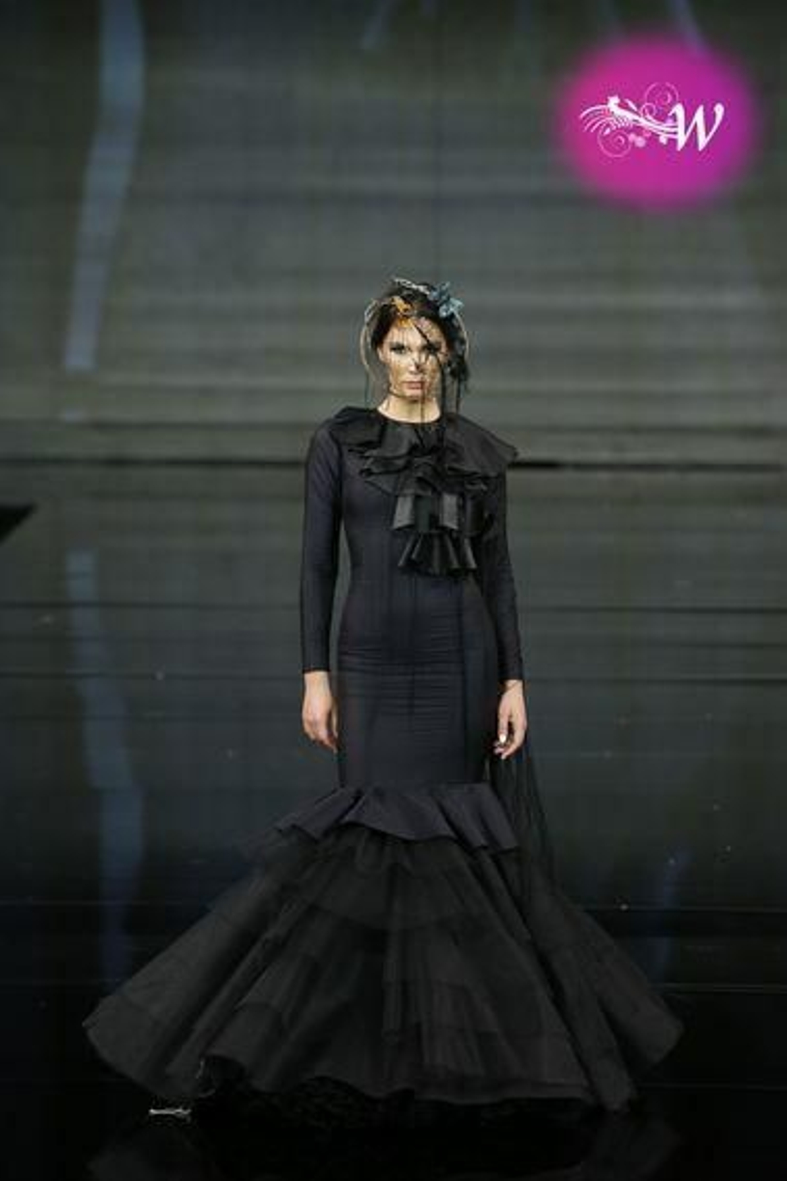 Así ha sido el desfile de Gil Ortiz en SIMOF 2020, todas las fotos de su colección de flamenca