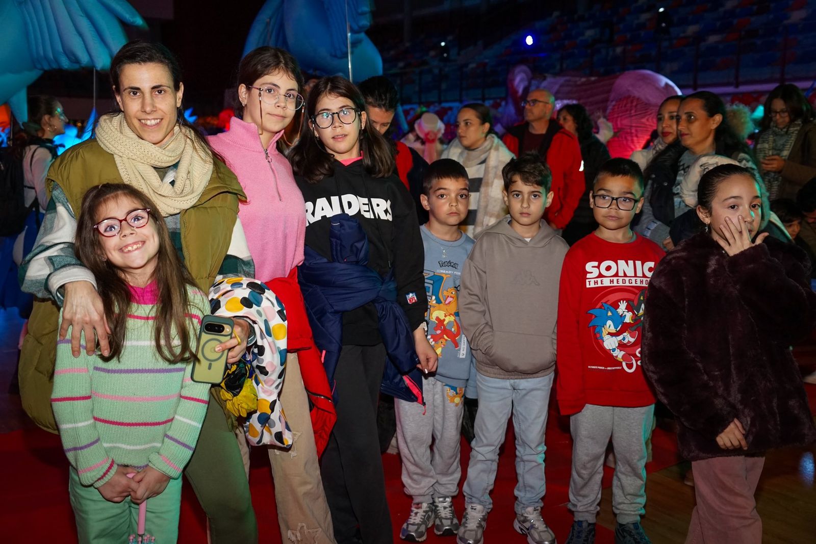 La lluvia no pudo con una ilusión desbordante en Vícar: la cabalgata estática, en imágenes