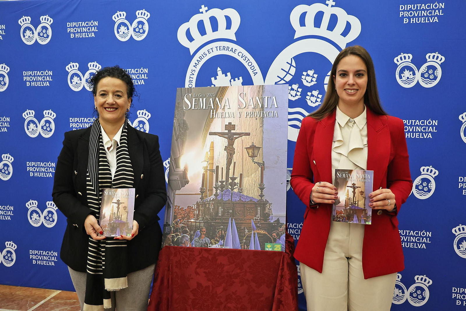Imágenes de la presentación la Guía de Semana Santa de Huelva Información 2025