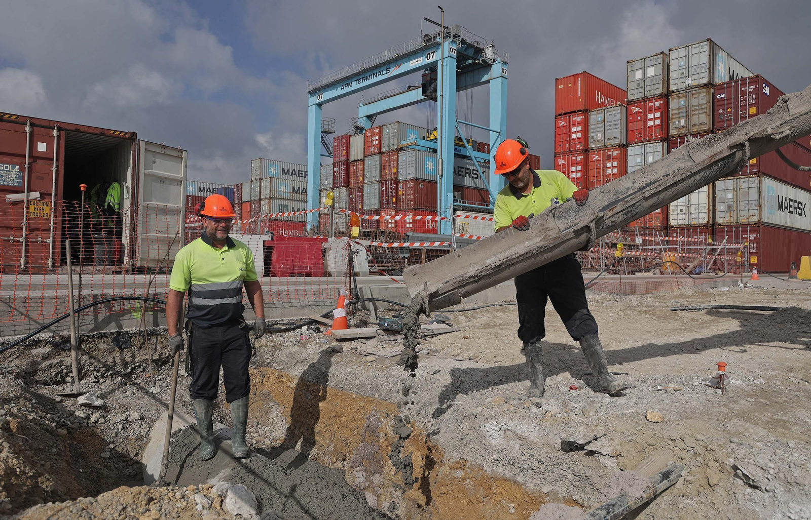 Fotos del proyecto de asfaltado de APM Terminals Algeciras.
