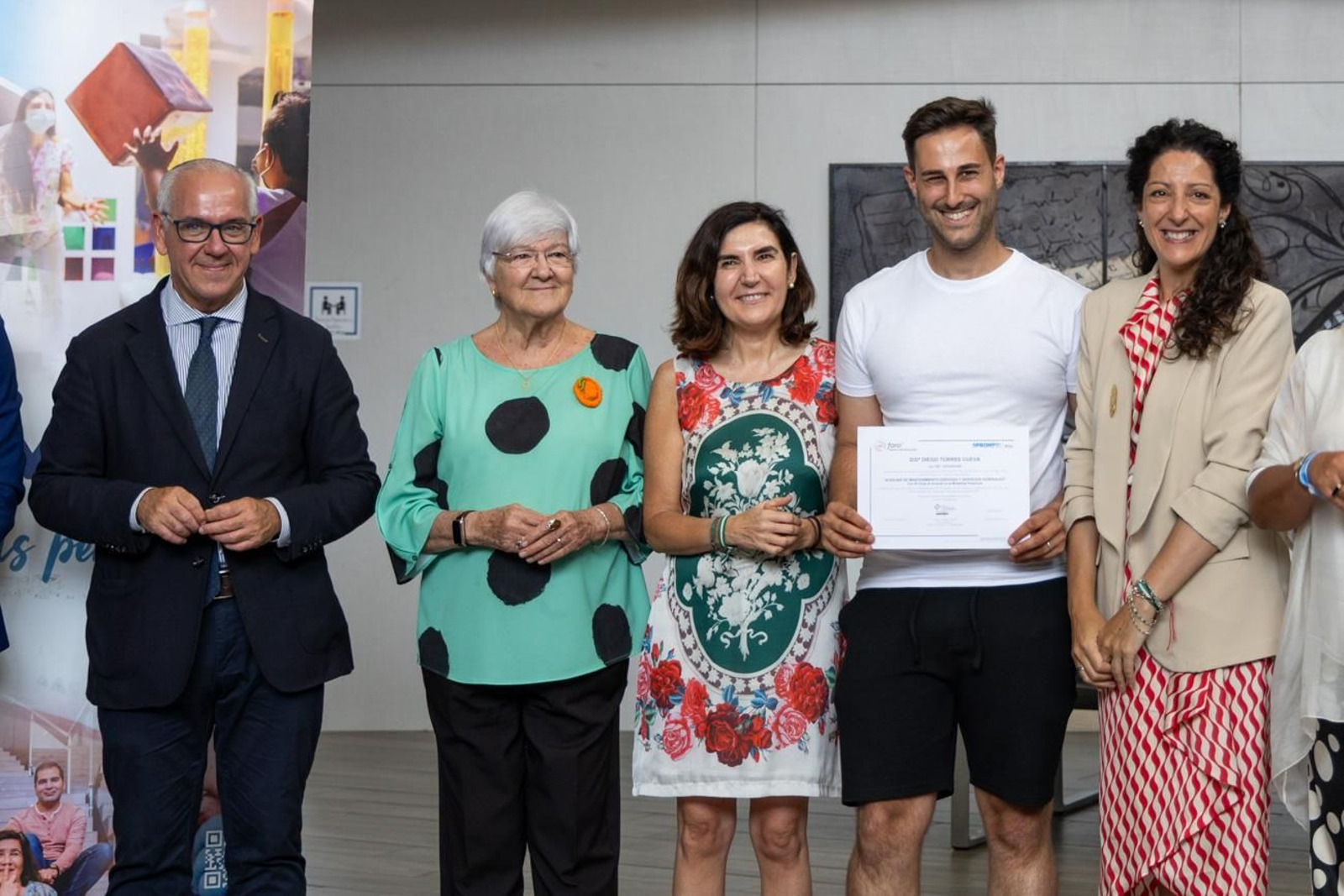 Visita de la consejera a las instalaciones de Aprompsi