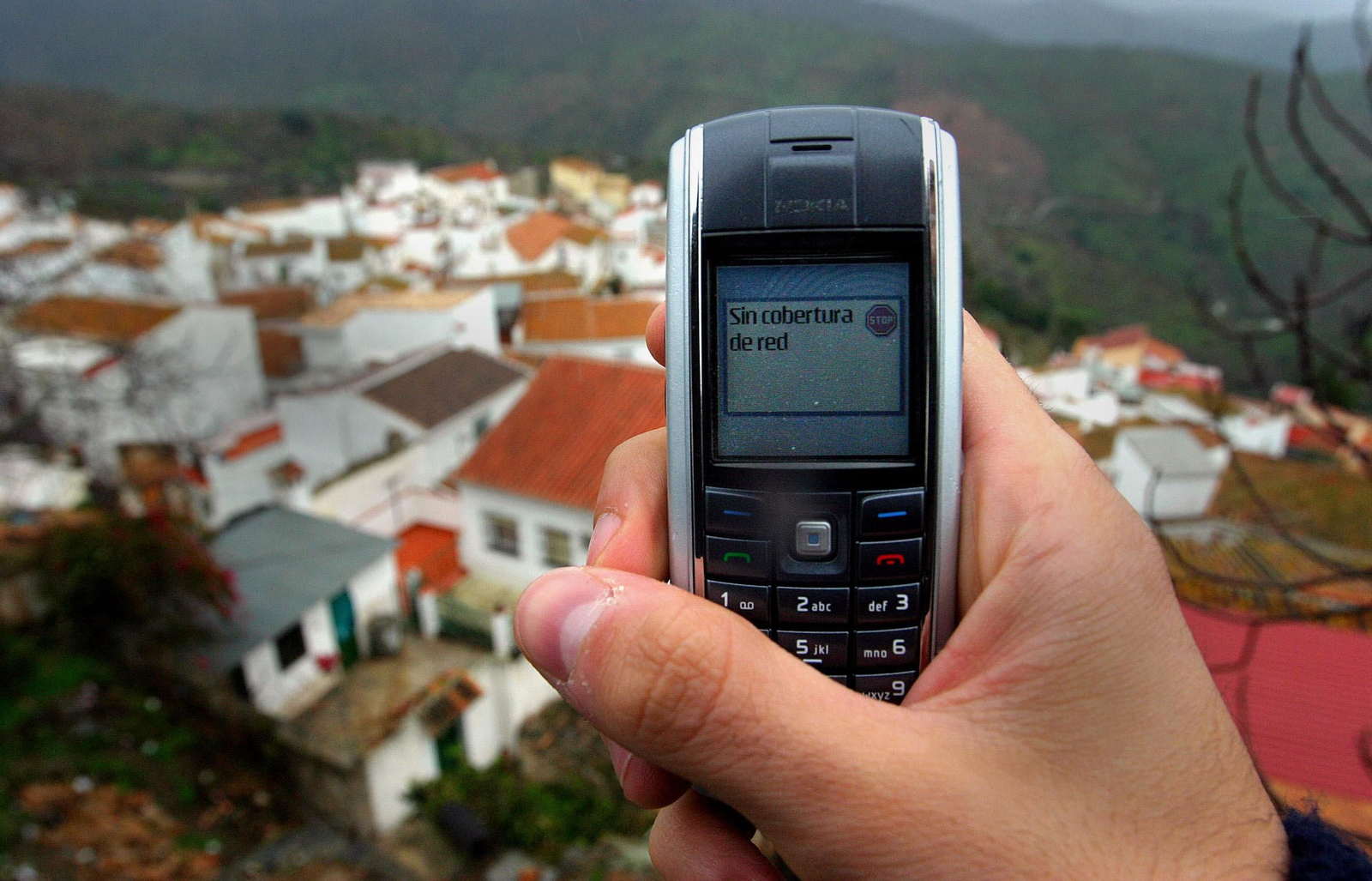 La Diputación prepara un plan de actuación para acabar con la brecha digital en la provincia de Granada