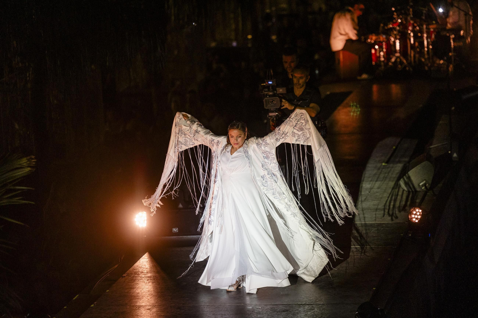 Las imágenes del encendido del alumbrado especial de la Navidad 2025 en Cádiz