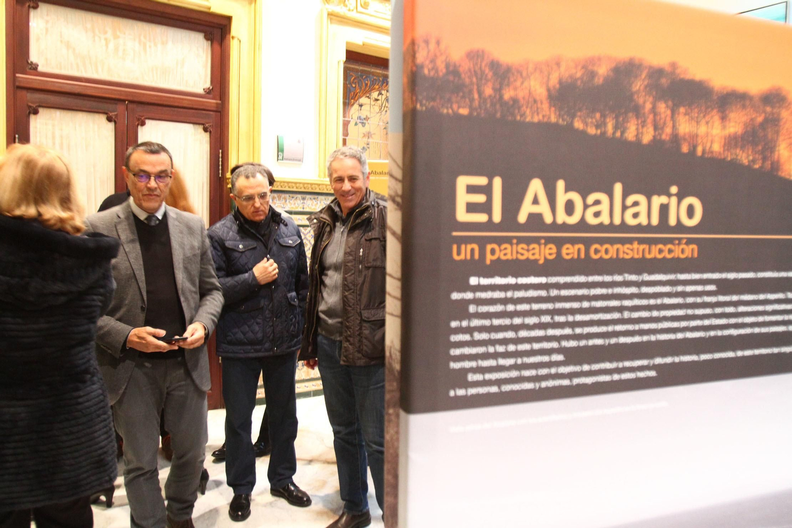 Inauguración de la muestra sobre El Abalario de Doñana, ayer. Inauguración de la muestra sobre El Abalario de Doñana, ayer.