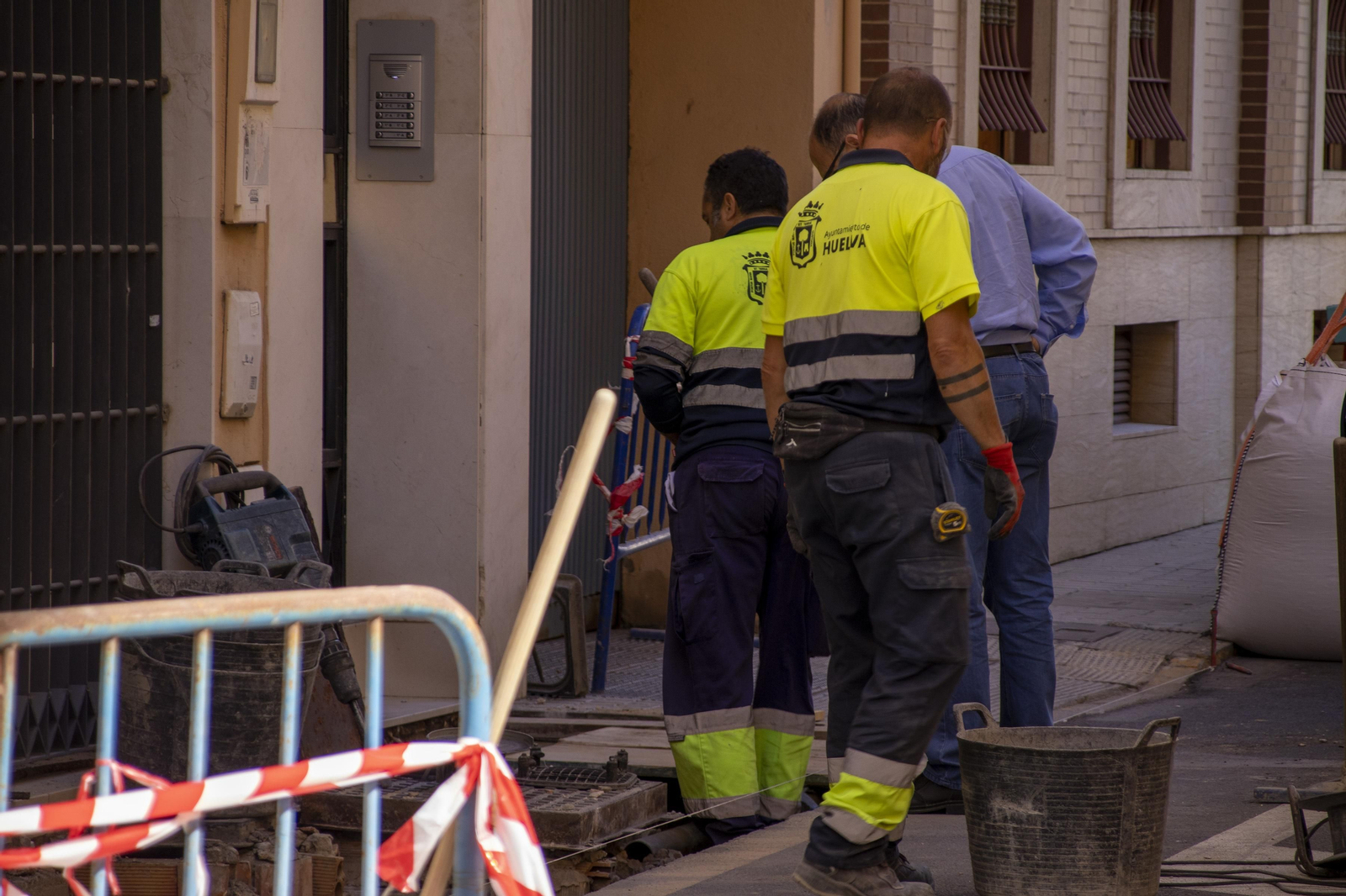 Obras en las calles : Méndez Núñez, Plus Ultra, Gravina y Médico Luis Buendía.