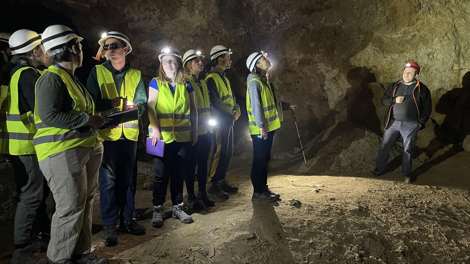 Juan Antonio Soler explica los detalles de la mina La Mulata.
