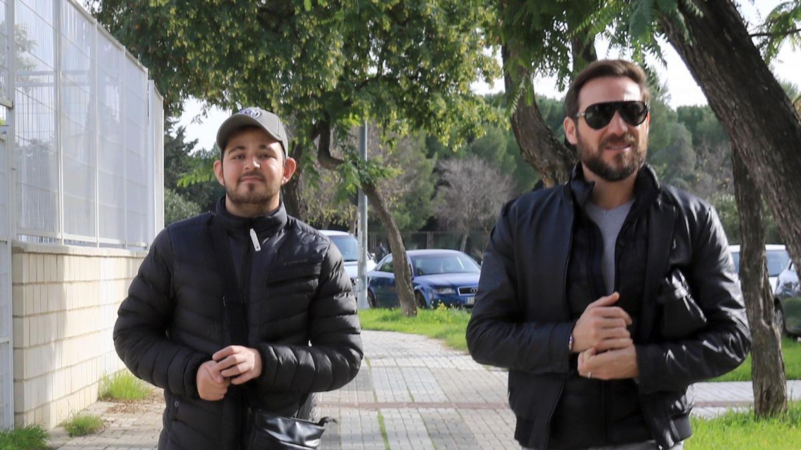 Antonio David con su hijo David, quien sufre una discapacidad.