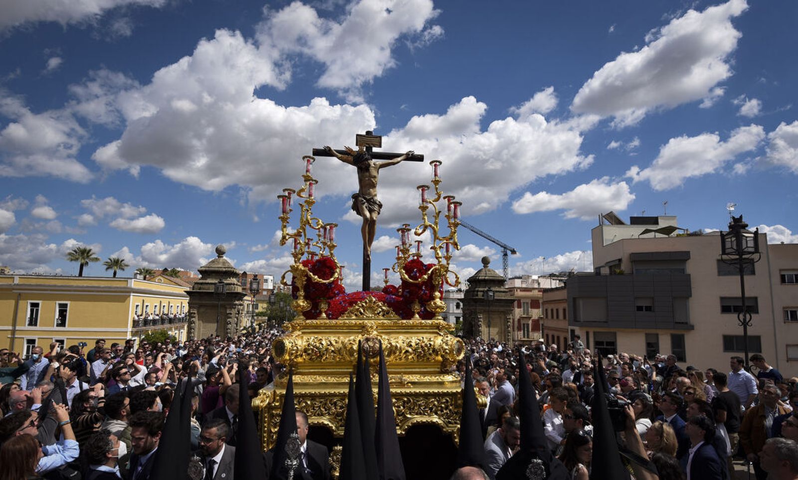 San Bernardo sube el puente de los Bomberos