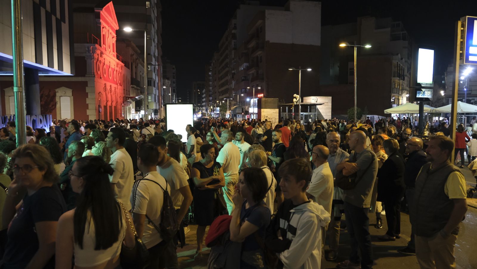 Las imágenes de la Noche en Negro en Almería, Halloween.