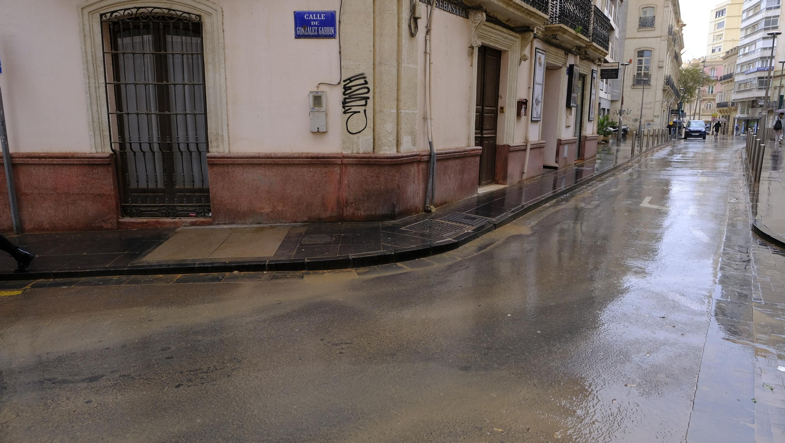 Fotogalería de la lluvia en Almería.
