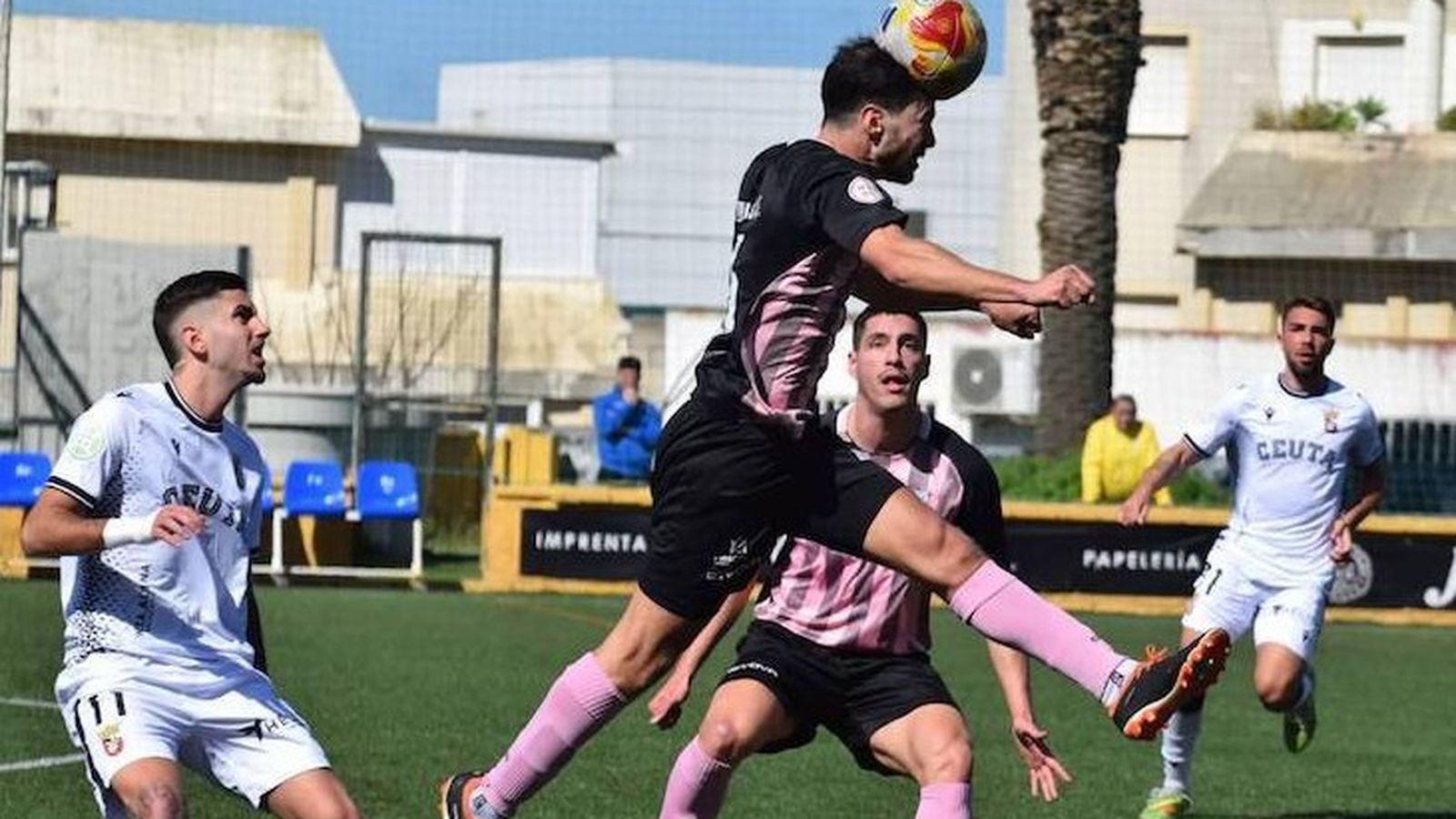 Una imagen del Ceuta B-Bollullos