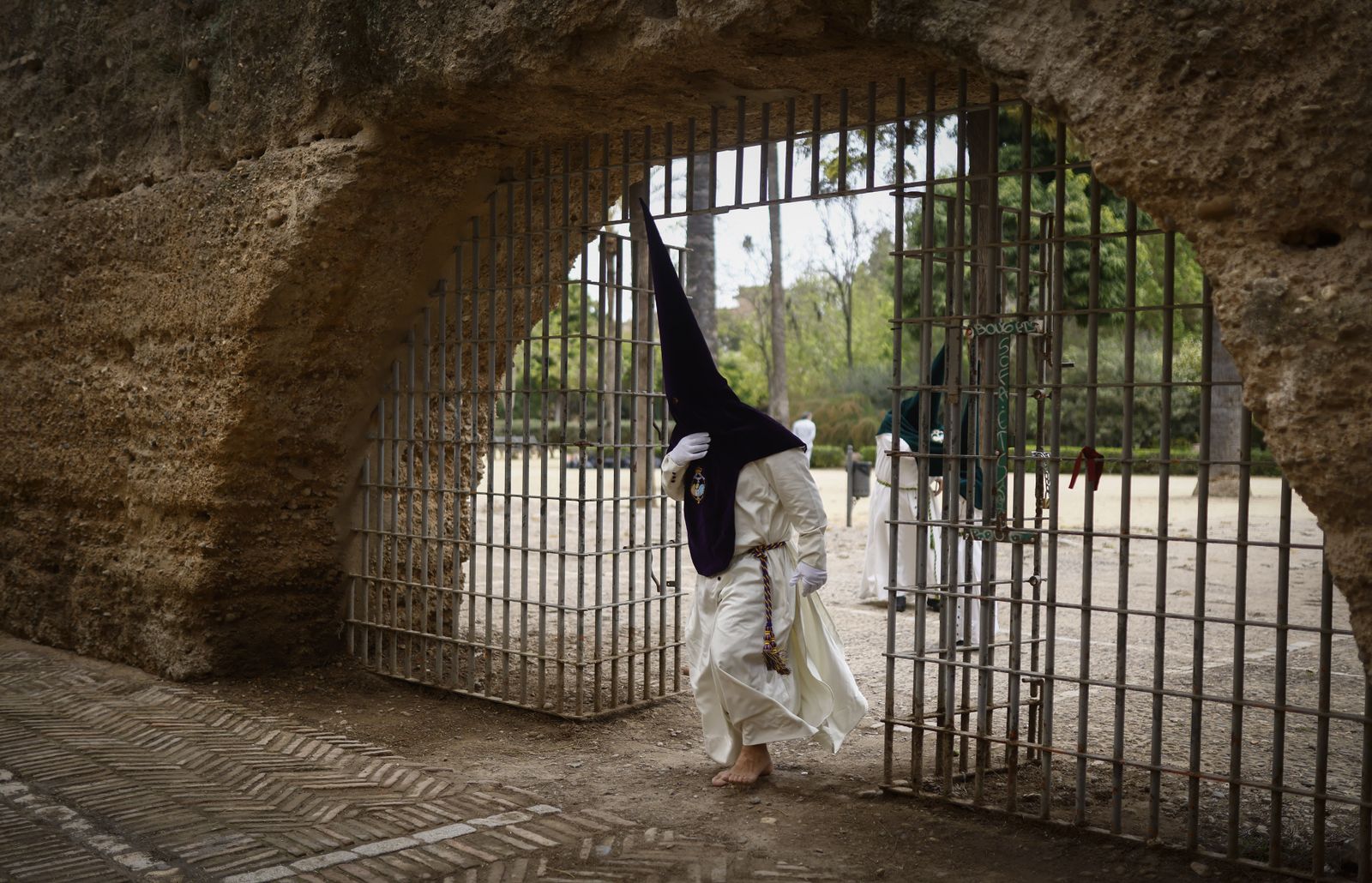 Fotos de La Redención el Lunes Santo en la Semana Santa de Sevilla
