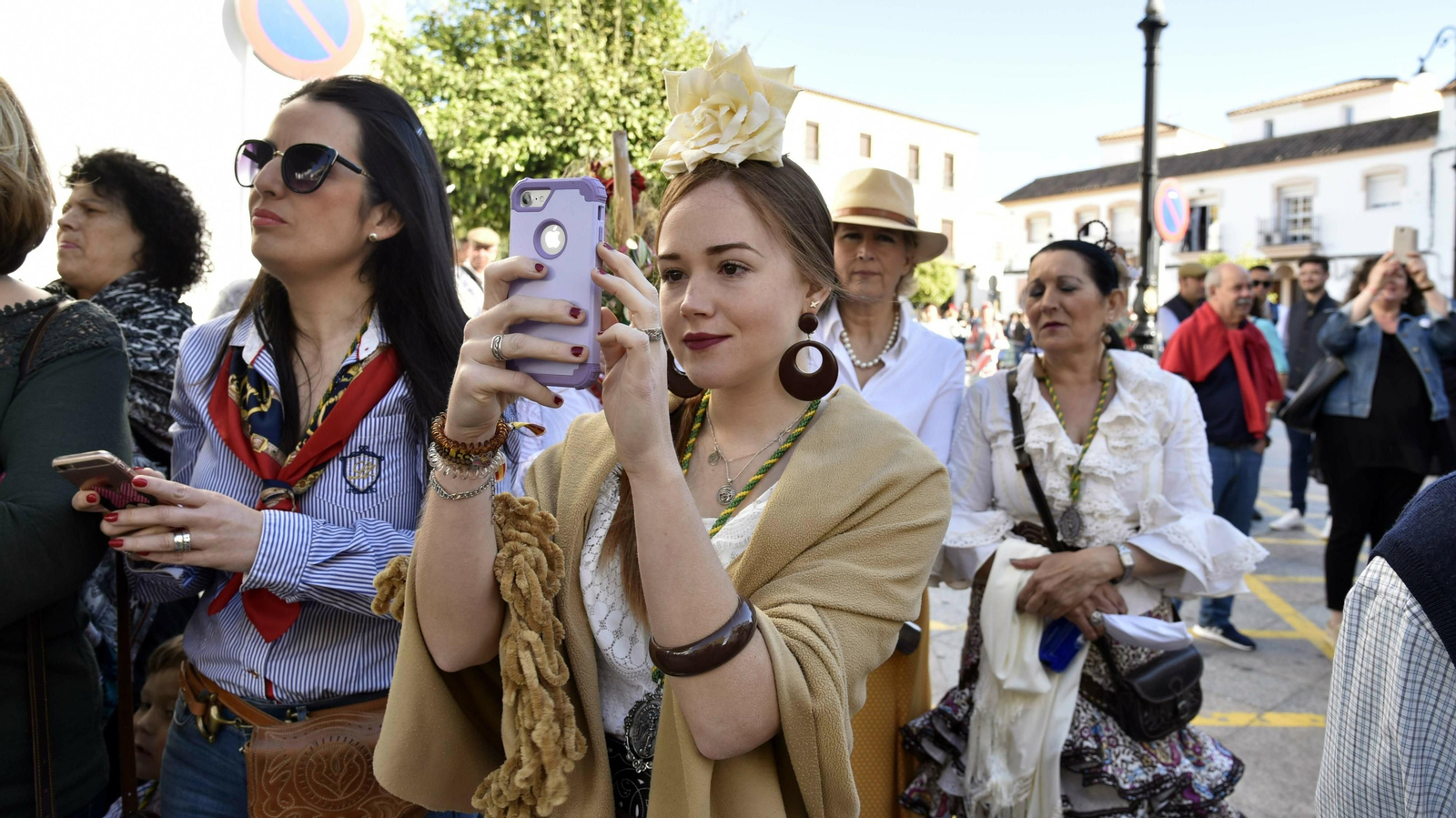 Salida de la Romería de Los Barrios en imágenes