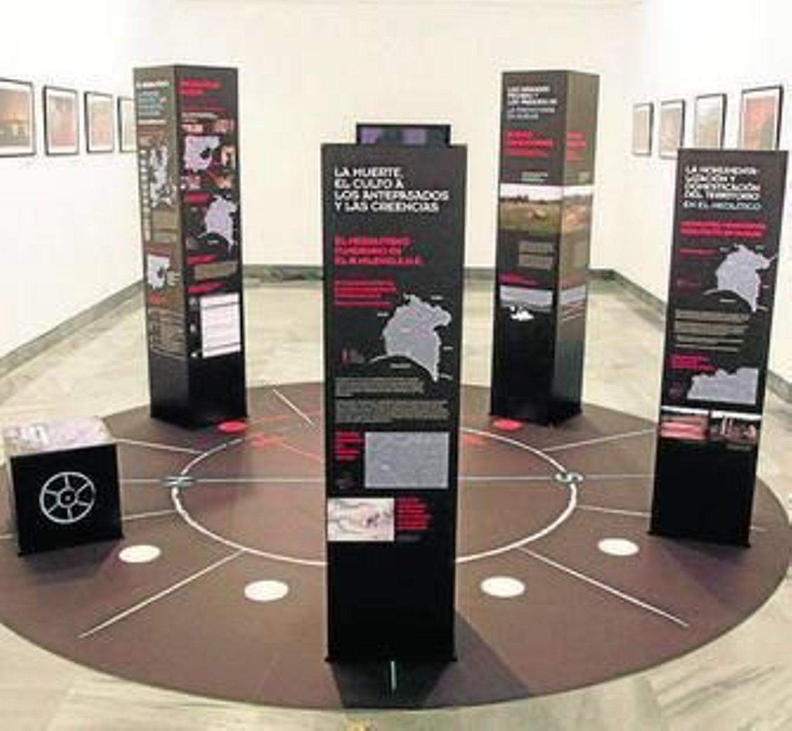 Una parte de la exposición sobre el megalitismo.