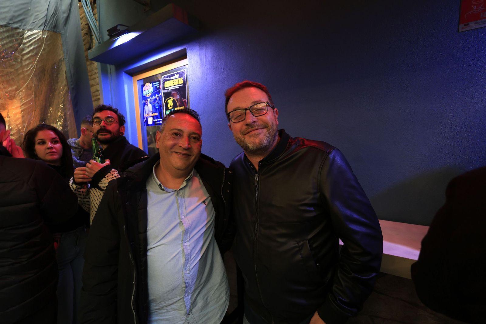 Búscate en las fotos del ambiente en el centro de La Línea antes de la Nochevieja