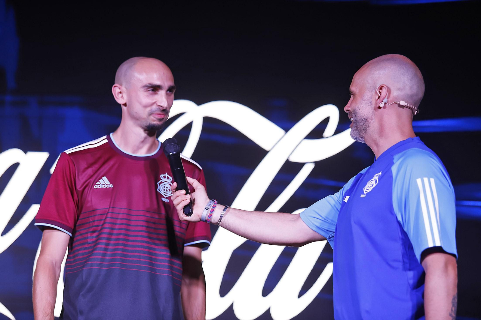 Imágenes de las nuevas equipaciones del Recreativo de Huelva para la temporada 2023/24