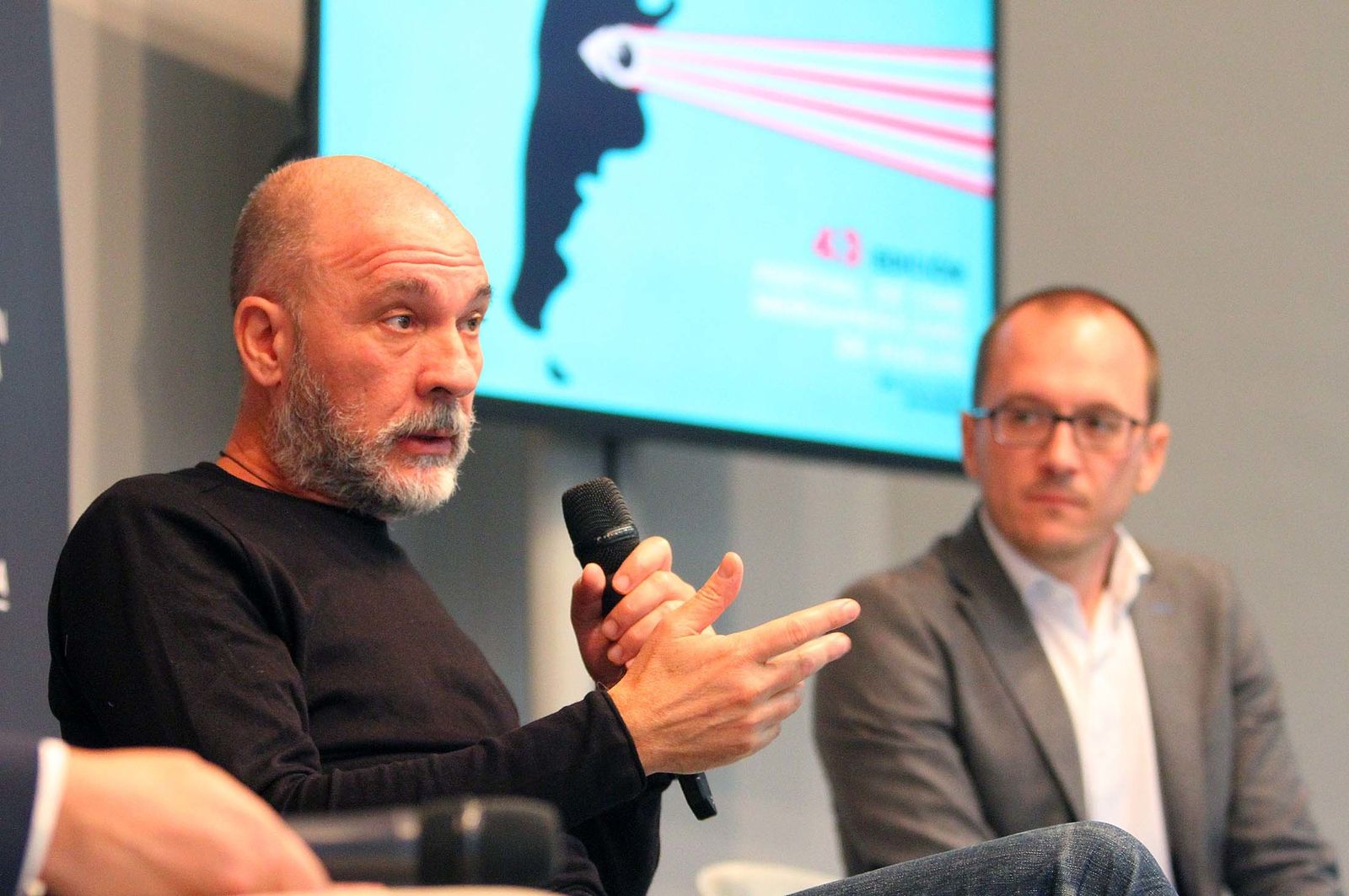 Imágenes de la entrega del premio Ciudad de Huelva a Darío Grandinetti.