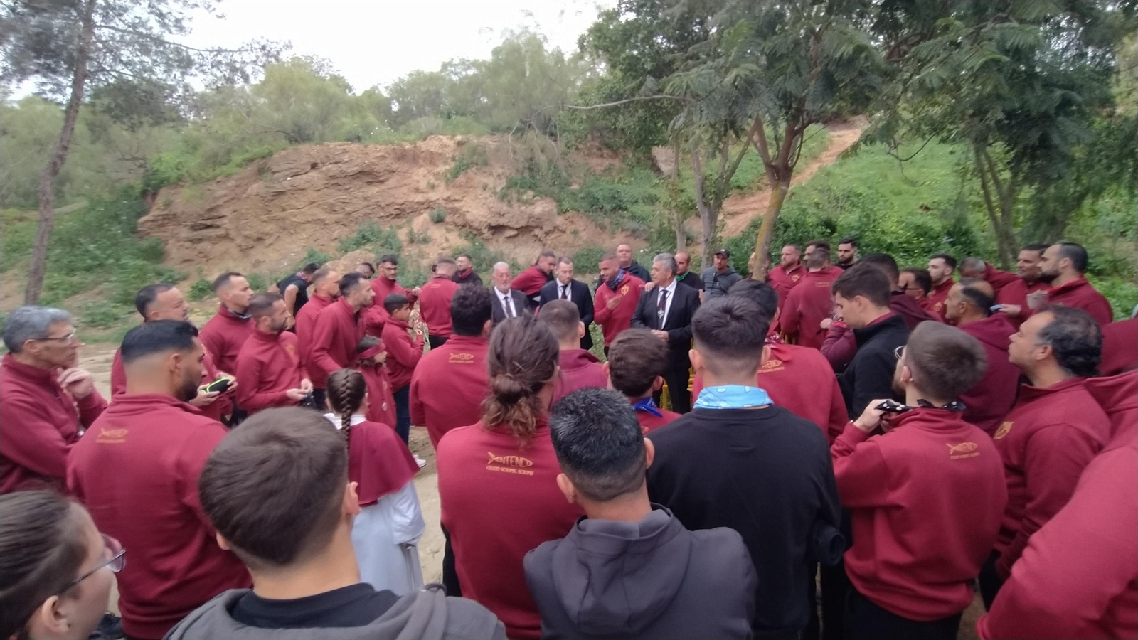 Las imágenes de la primera salida del nuevo Cristo de La Almadraba en San Fernando
