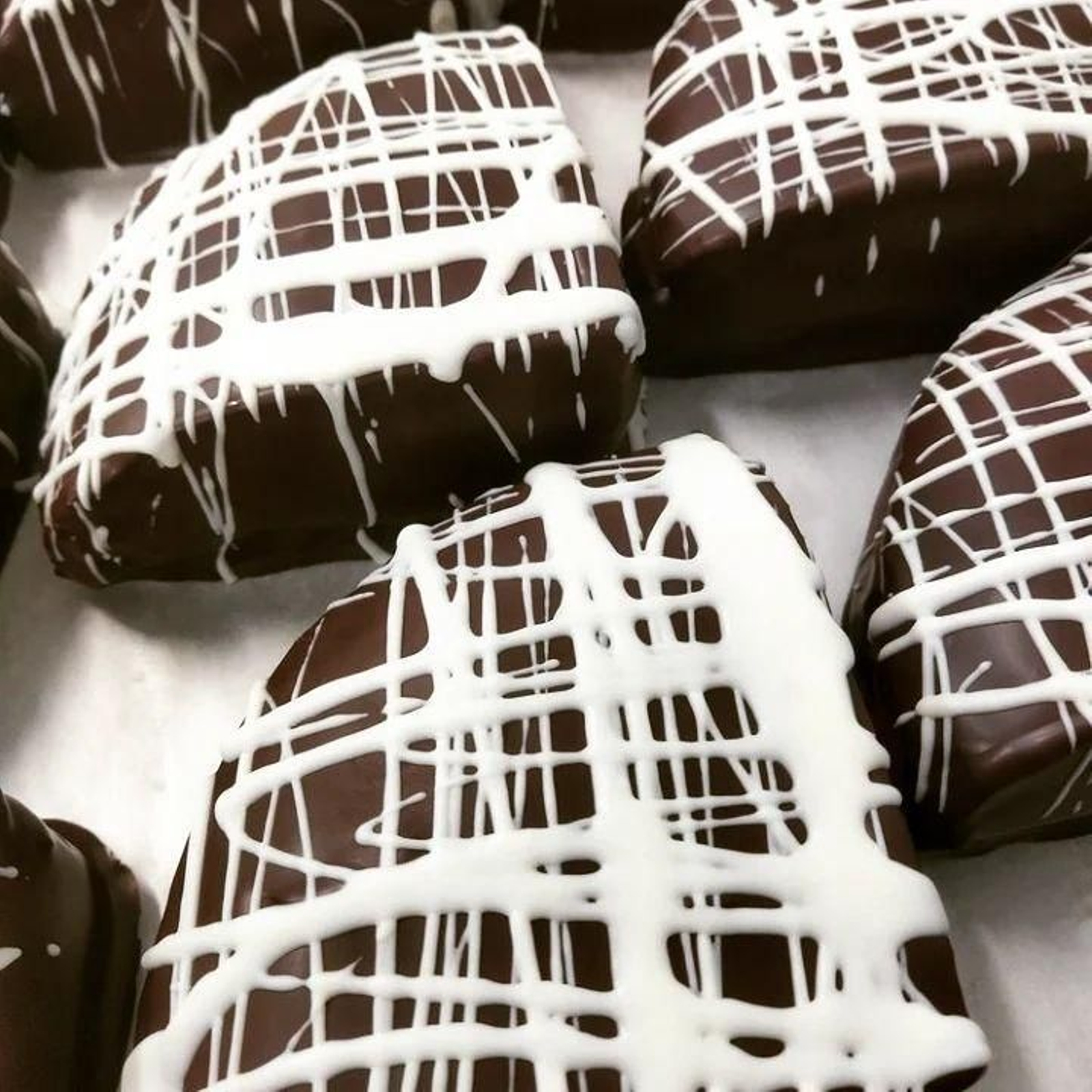 Cuña rellena de crema.